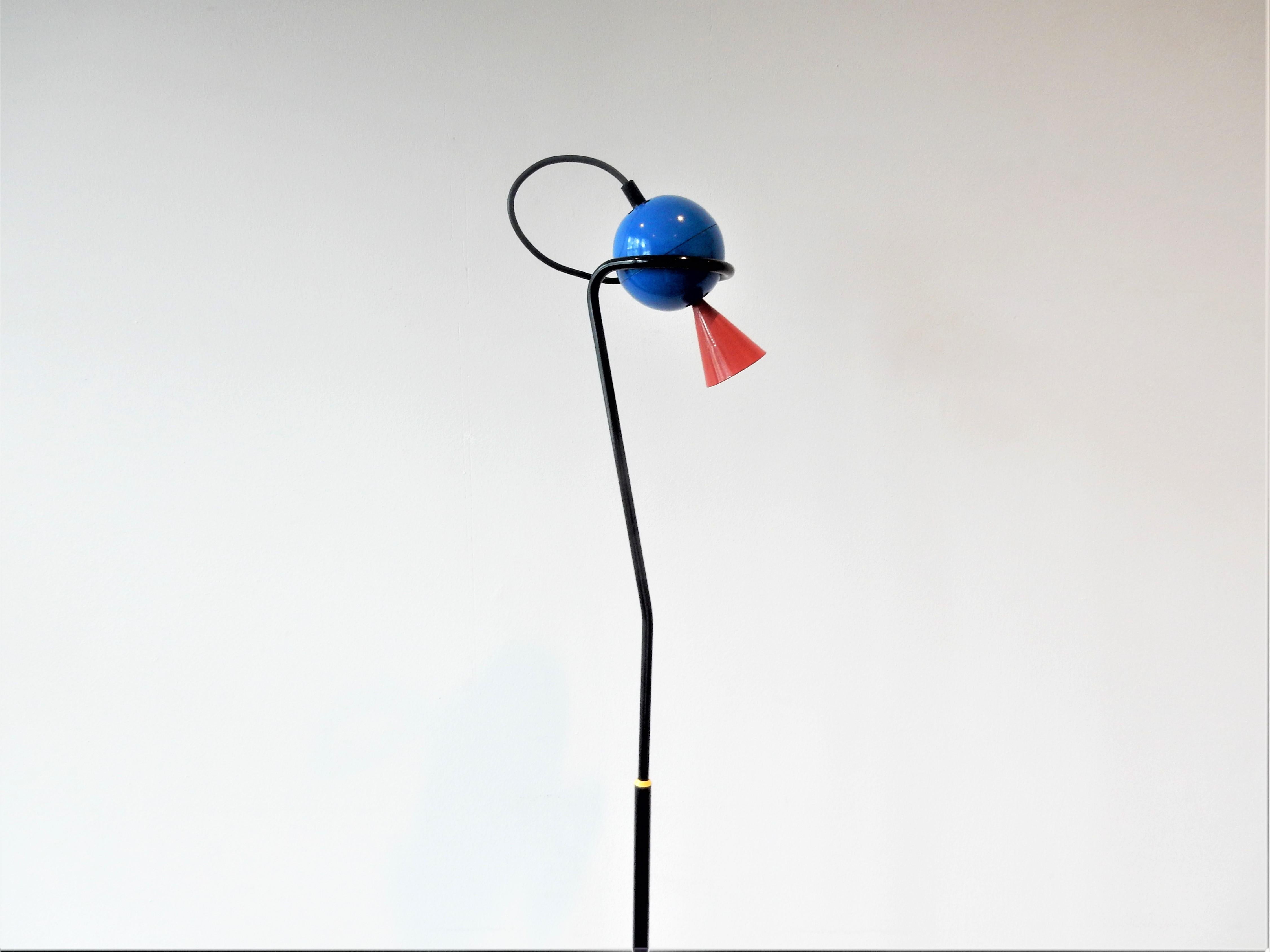 This beautiful and very rare floor lamp, model 'Pico' was designed by Herman Hermsen for Designum in The Netherlands in the 1980s. Also a matching celling lamp was produced. A design with the fresh contrasting colors of blue, red and yellow, that