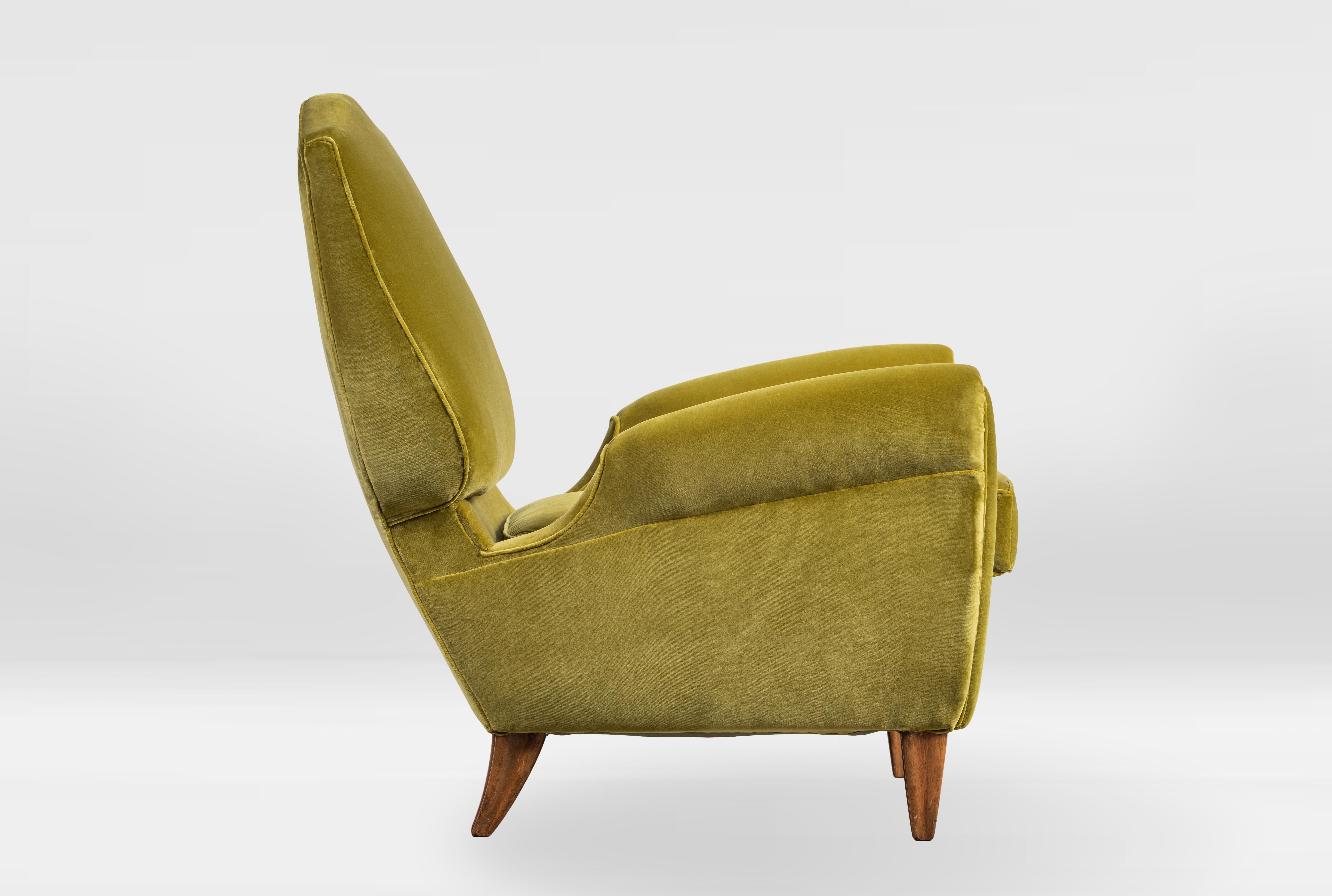 Rare Pierluigi Colli Lounge Chair, 1950s, in Lelievre Velvet For Sale 1