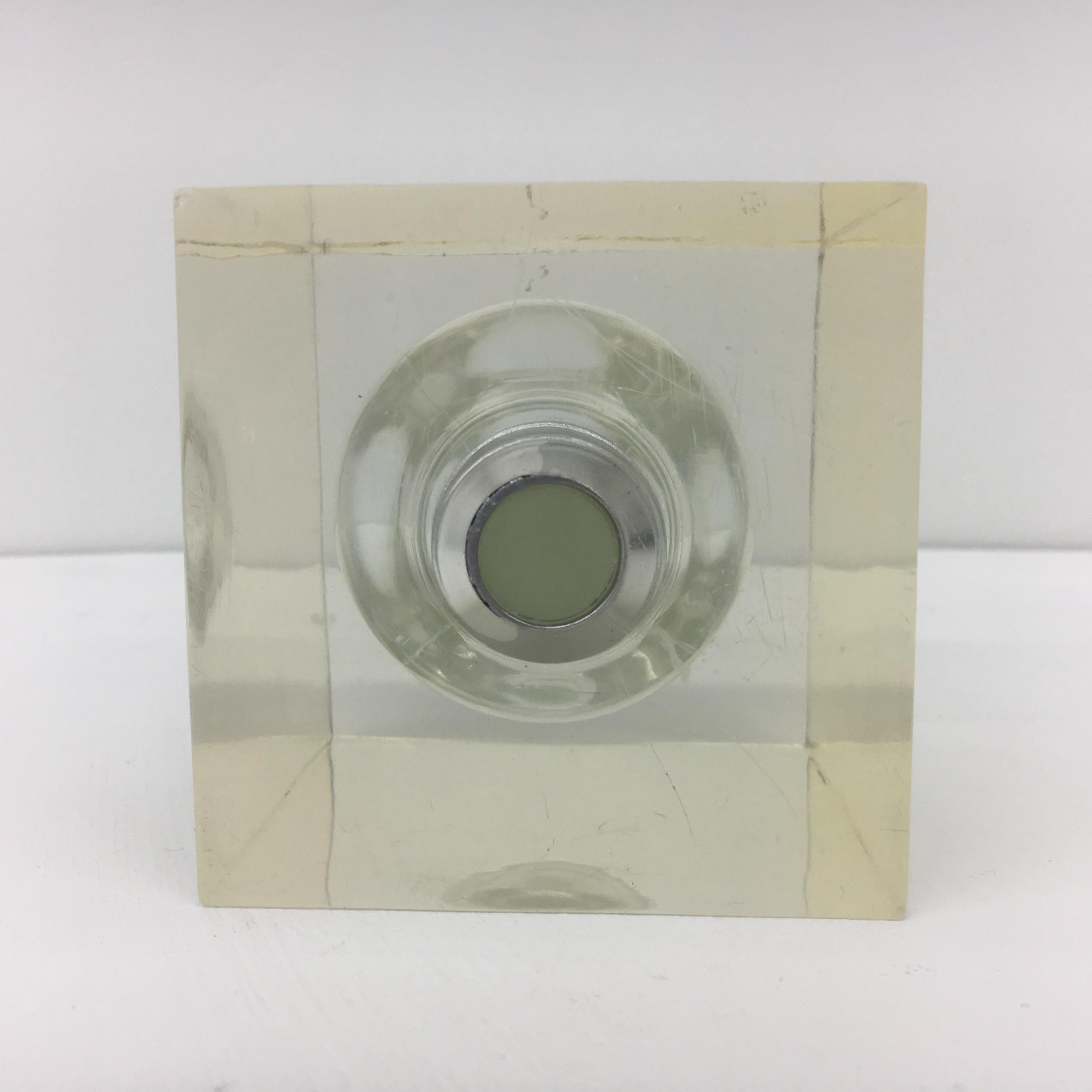 Rare presse-papier Pierre Giraudon Pop Art Lucite sculpture 1970's en vente 1