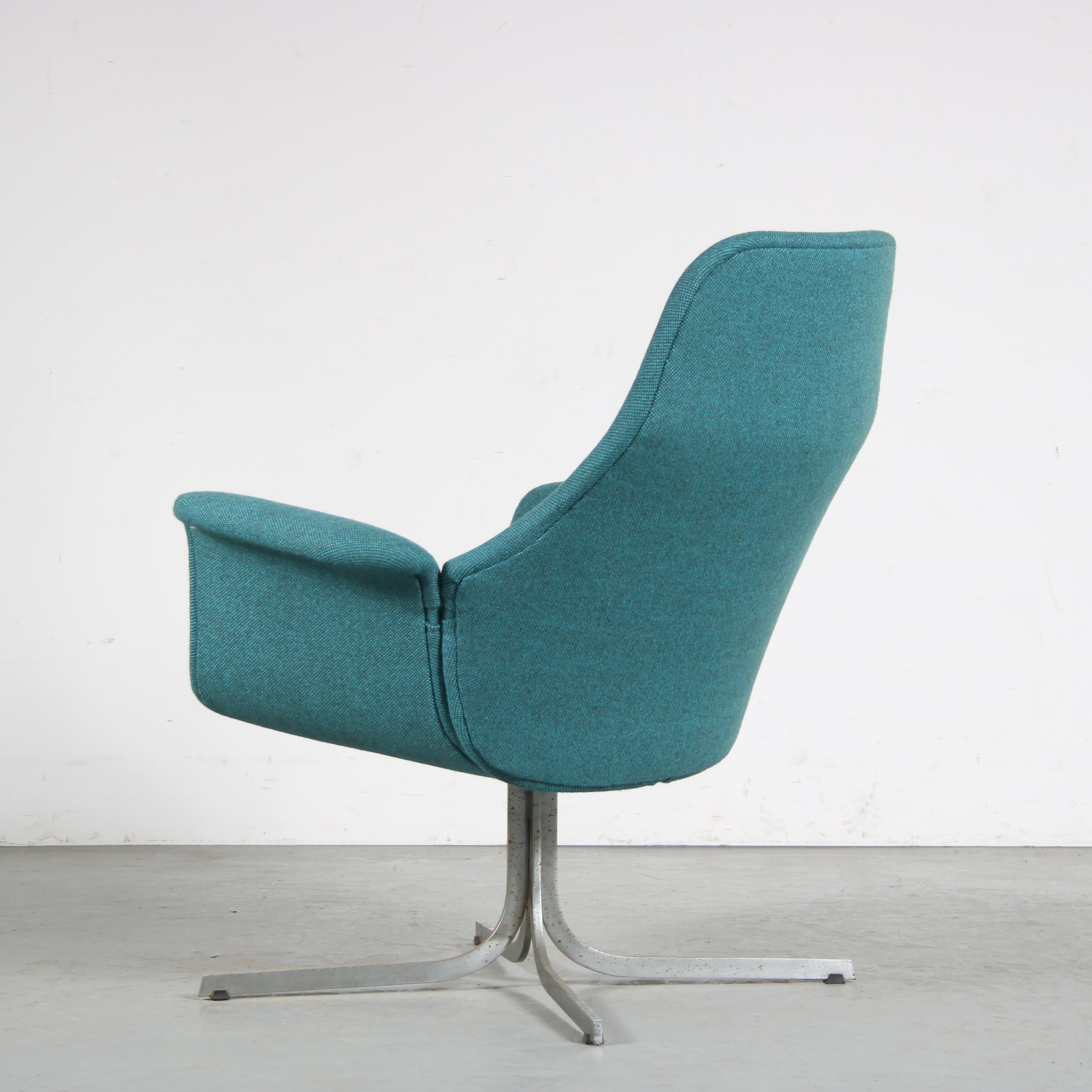 Rare Pierre Paulin Lounge Chair for Artifort, Netherlands 1950 In Good Condition For Sale In Amsterdam, NL
