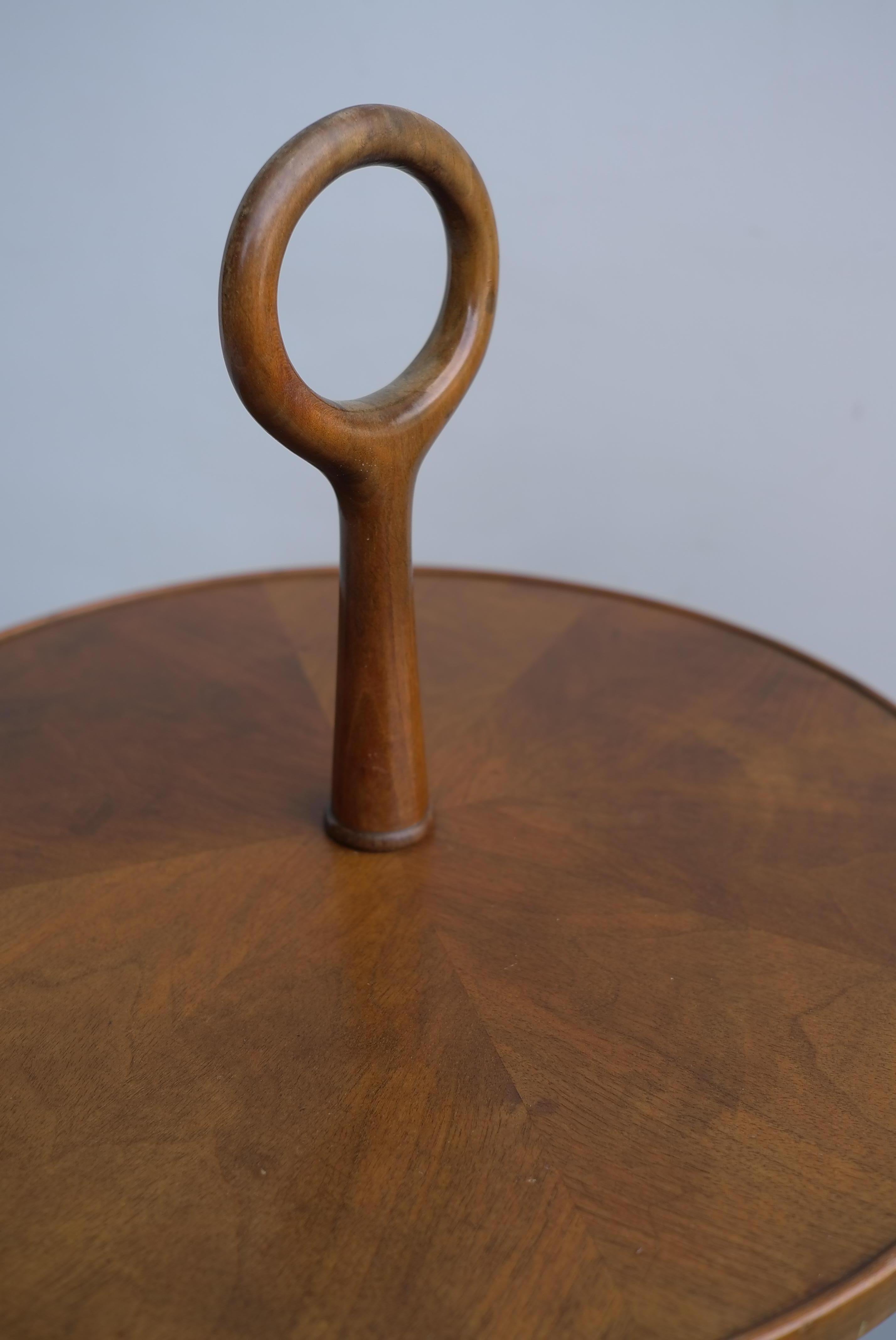 Rare Pietro Chiesa Sculptural Occasional Table Fully in Wood, Italy 1950s 4