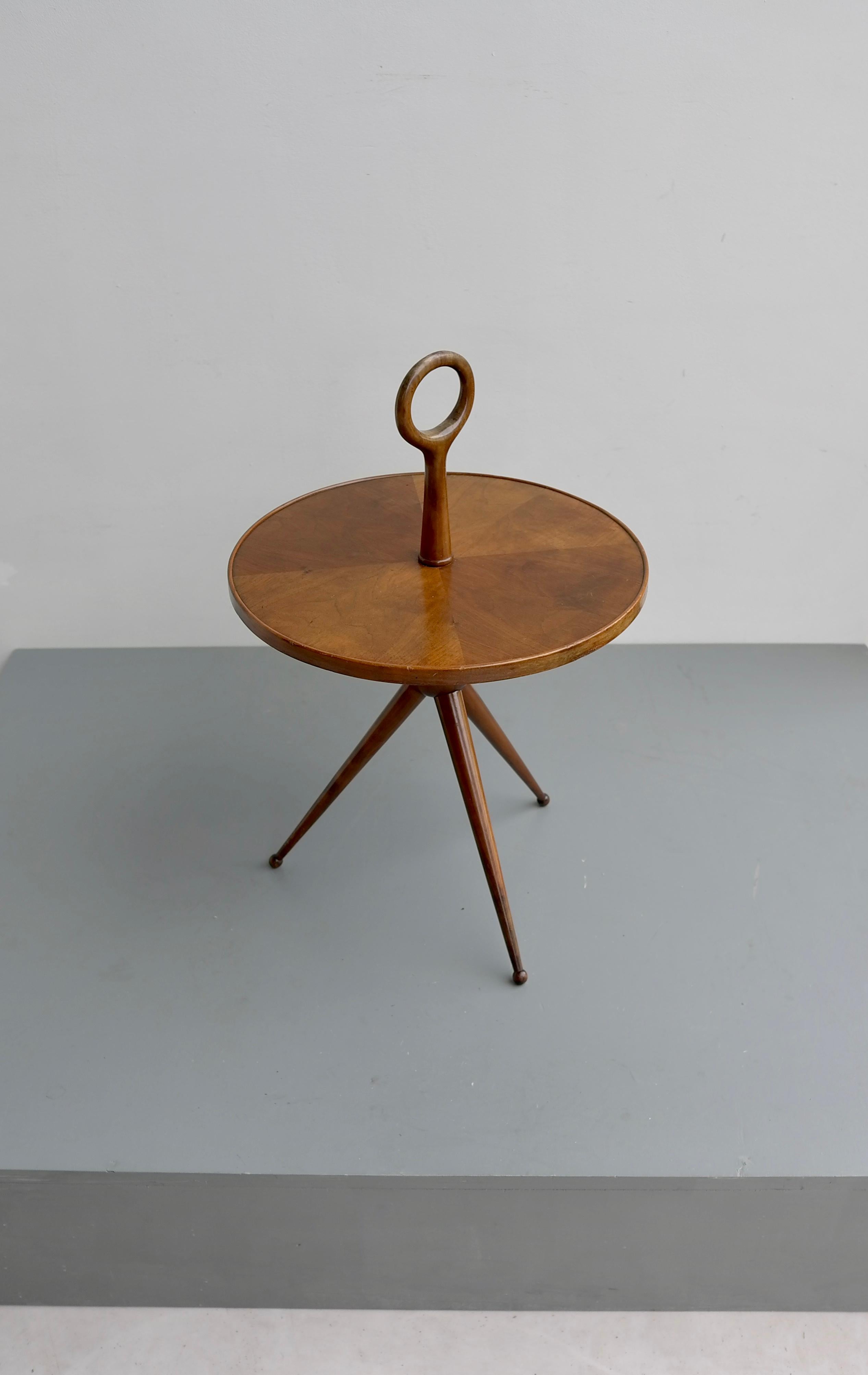 Rare Pietro Chiesa Sculptural Occasional Table Fully in Wood, Italy 1950s 8