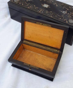 Rare Pill or Stamp Box in Boulle Marquetry, Napoleon III France, 1870