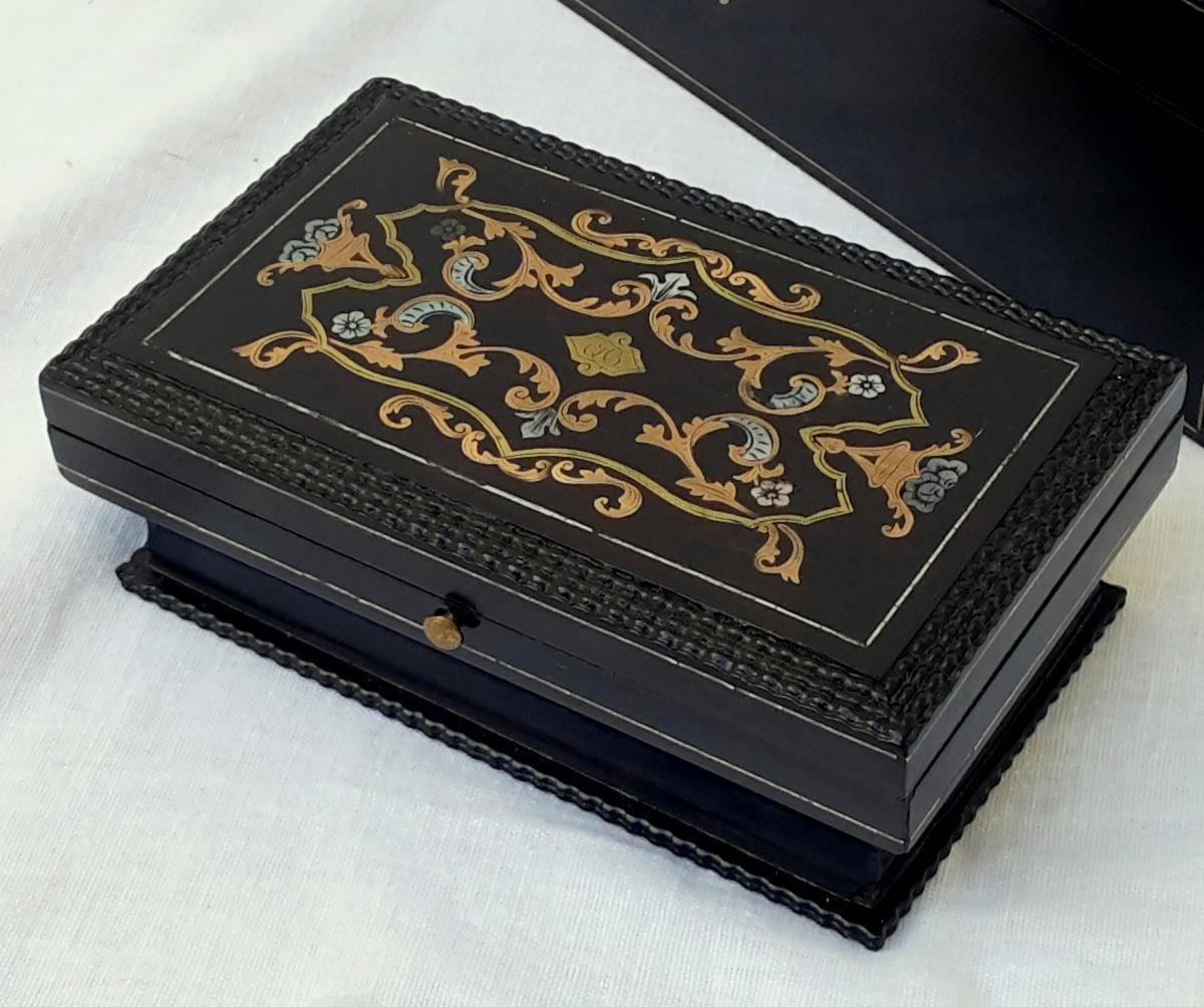 French Rare Pill or Stamp Box in Boulle Marquetry, Napoleon III France, 1870