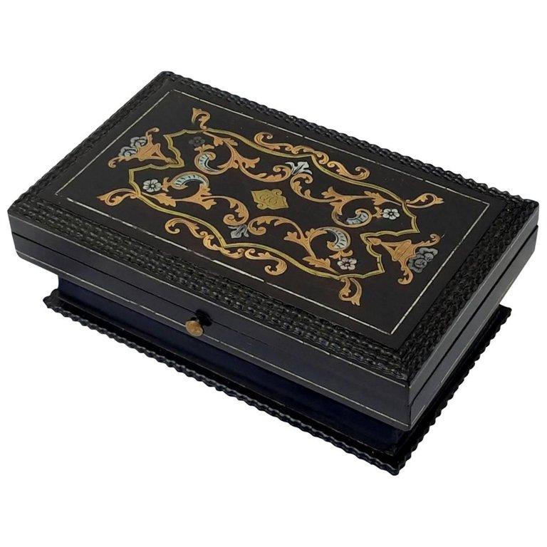 Blackened Rare Pill or Stamp Box in Boulle Marquetry, Napoleon III France, 1870