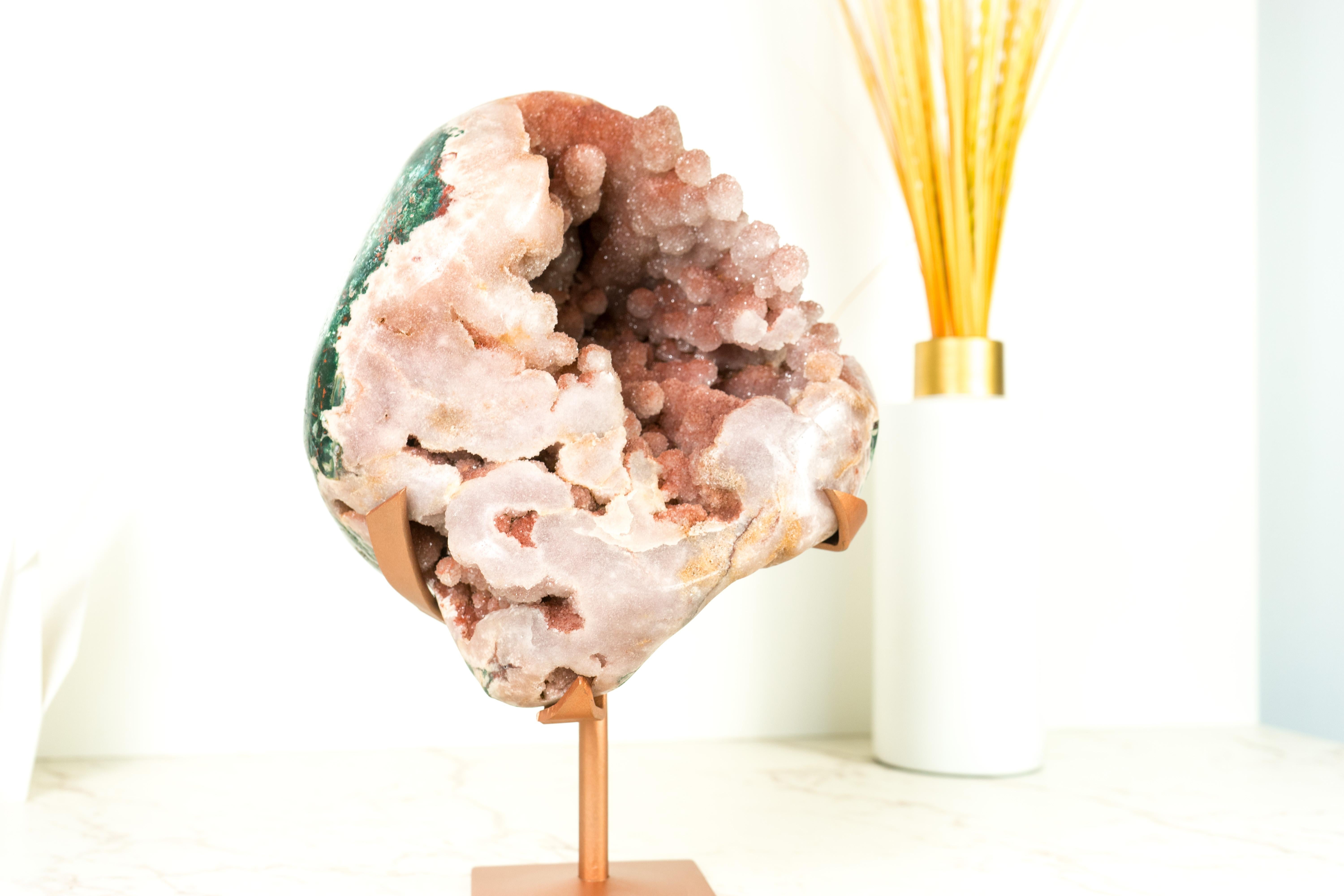 Raro geode di ametista rosa con druzy di ametista, scultura di cristallo in vendita 2