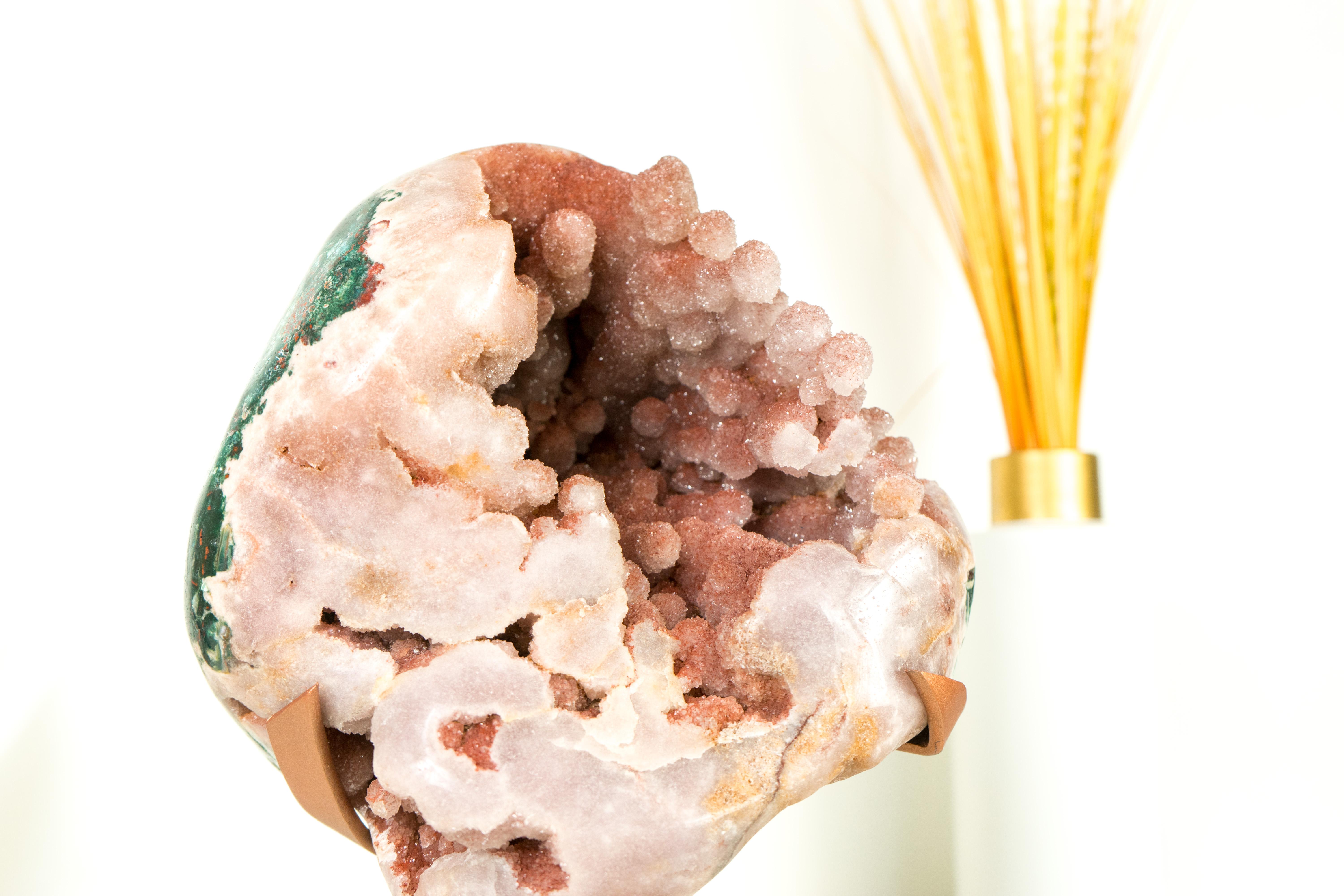 Raro geode di ametista rosa con druzy di ametista, scultura di cristallo in vendita 3