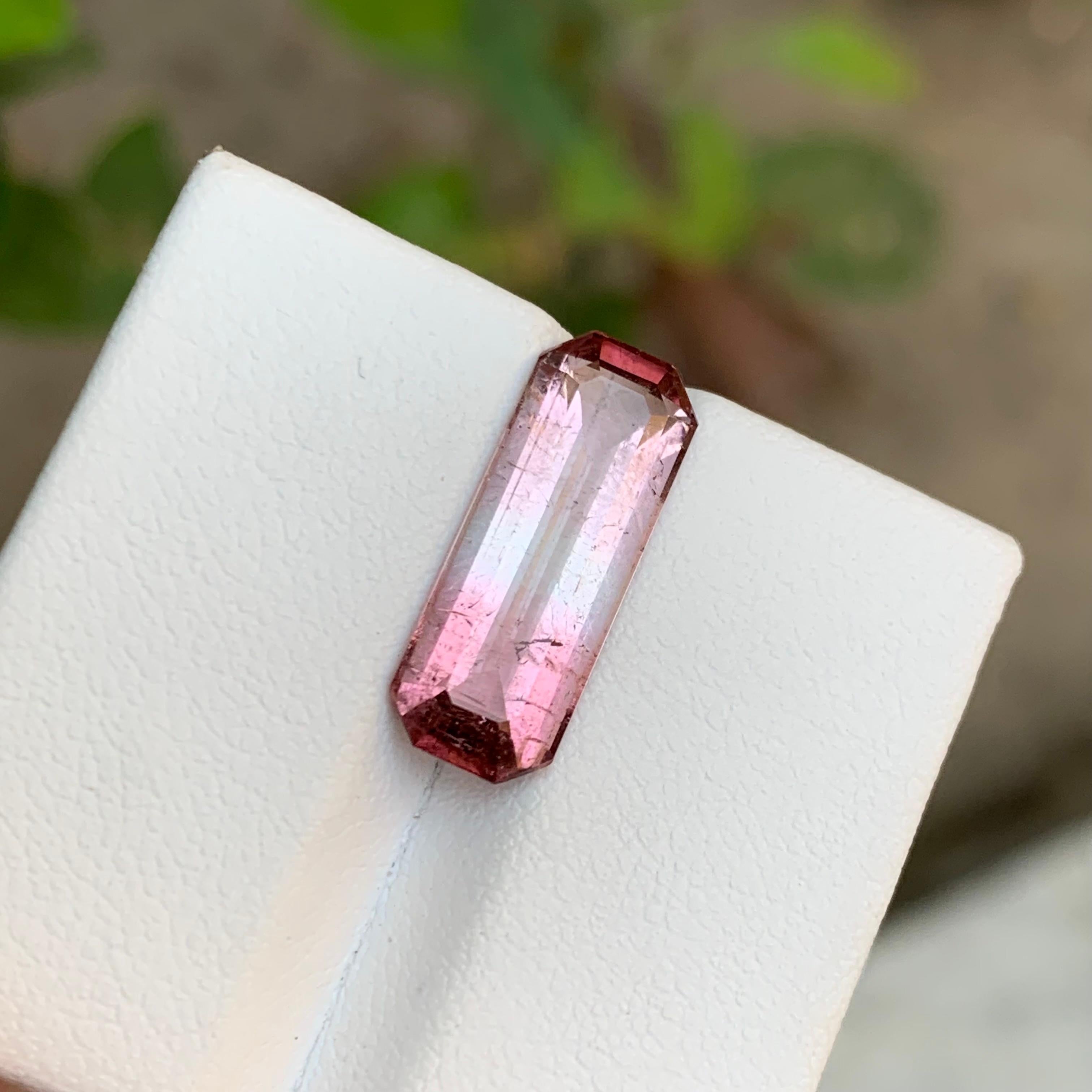 Rare Pink Bicolor Natural Tourmaline Gemstone, 4.90 Ct Emerald Cut for Jewelry For Sale 5