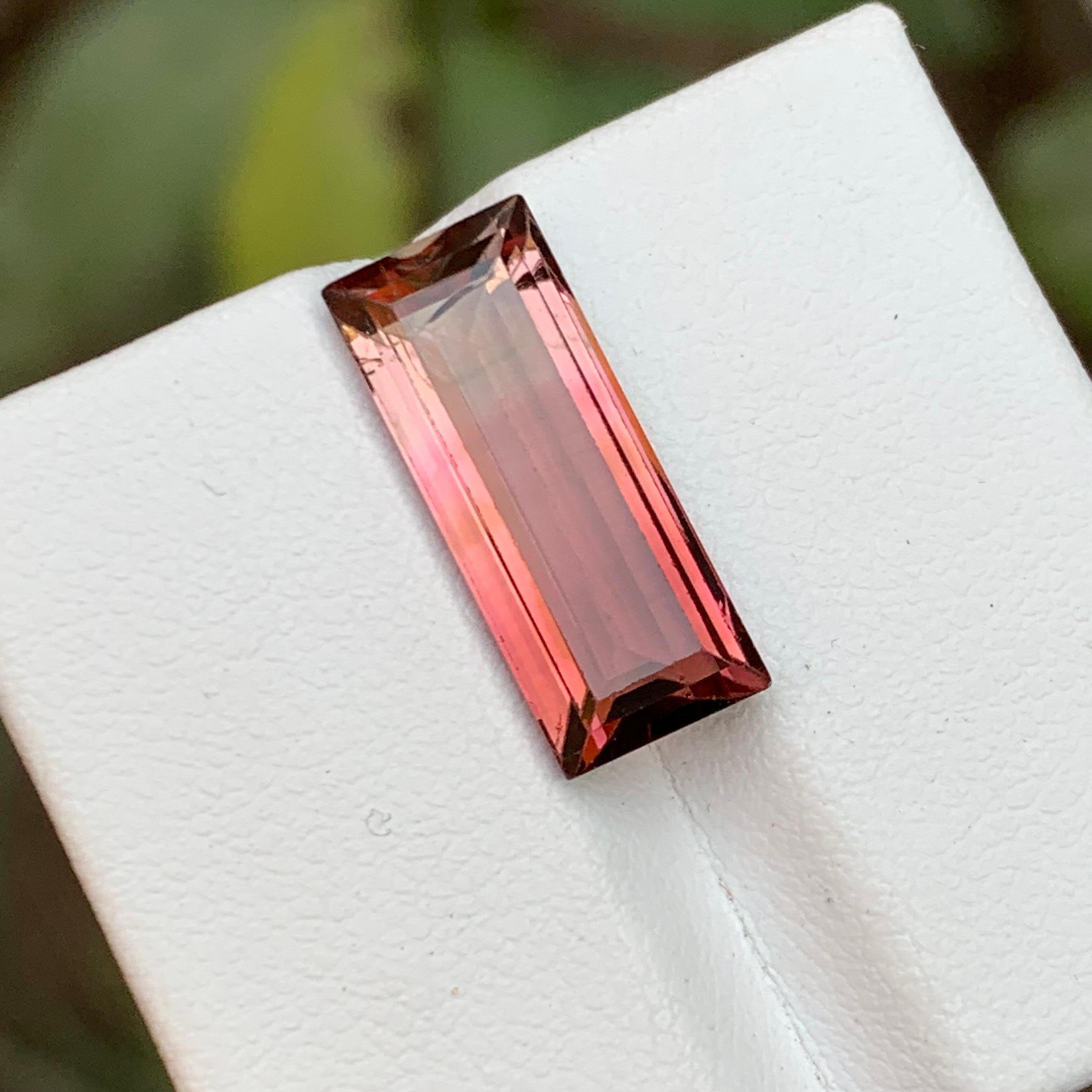 Rare Pink Bicolor Tourmaline Gemstone, 6.40 Carat Baguette Cut for Ring/Pendant  For Sale 9