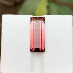 Rara gemma di tormalina rosa bicolore, 6,40 carati taglio baguette per anello/pendente