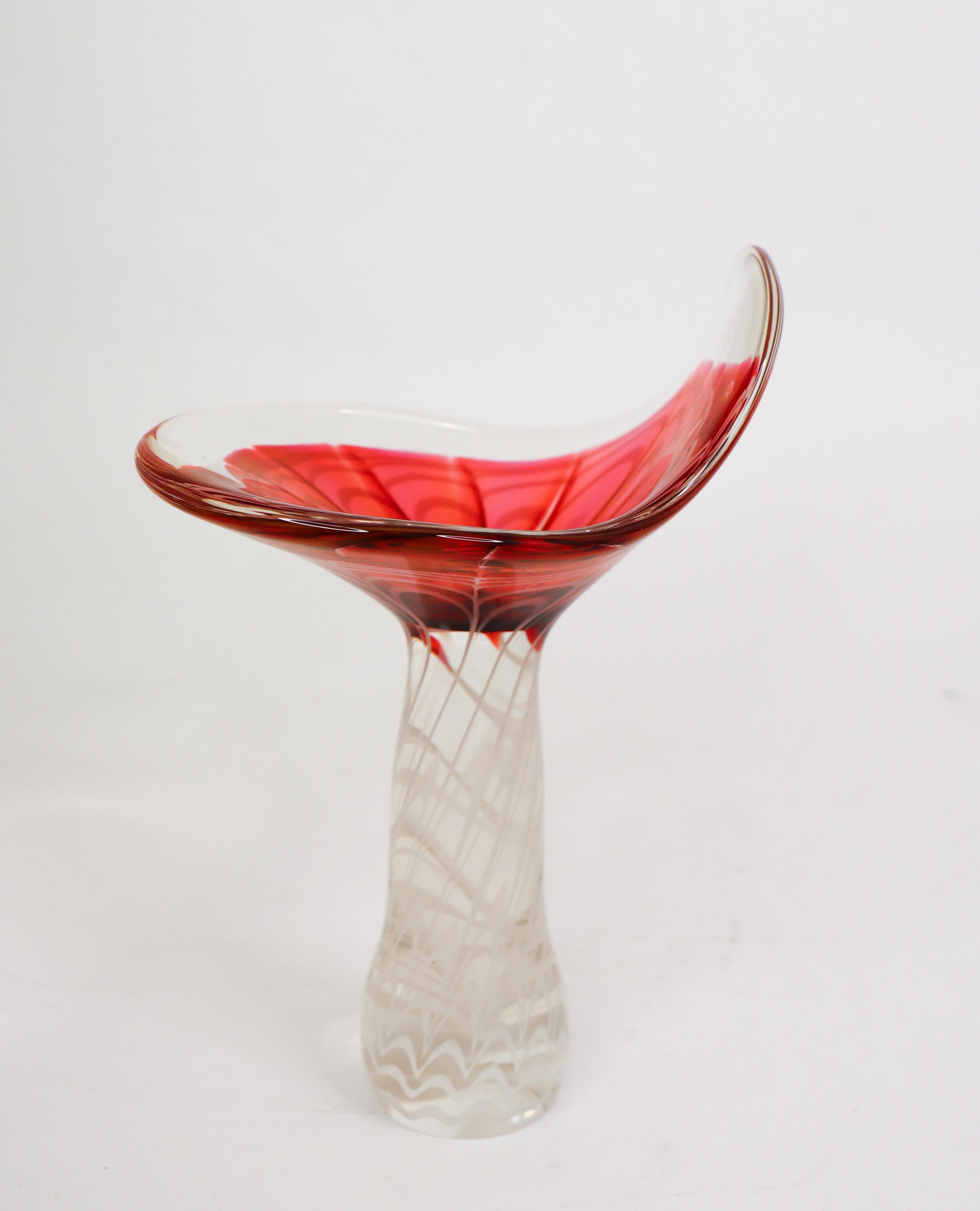 Mid-20th Century Rare Pink Glass Sculpture / Bowl, Flygsfors Paul Kedelv Mid-Century Modern For Sale