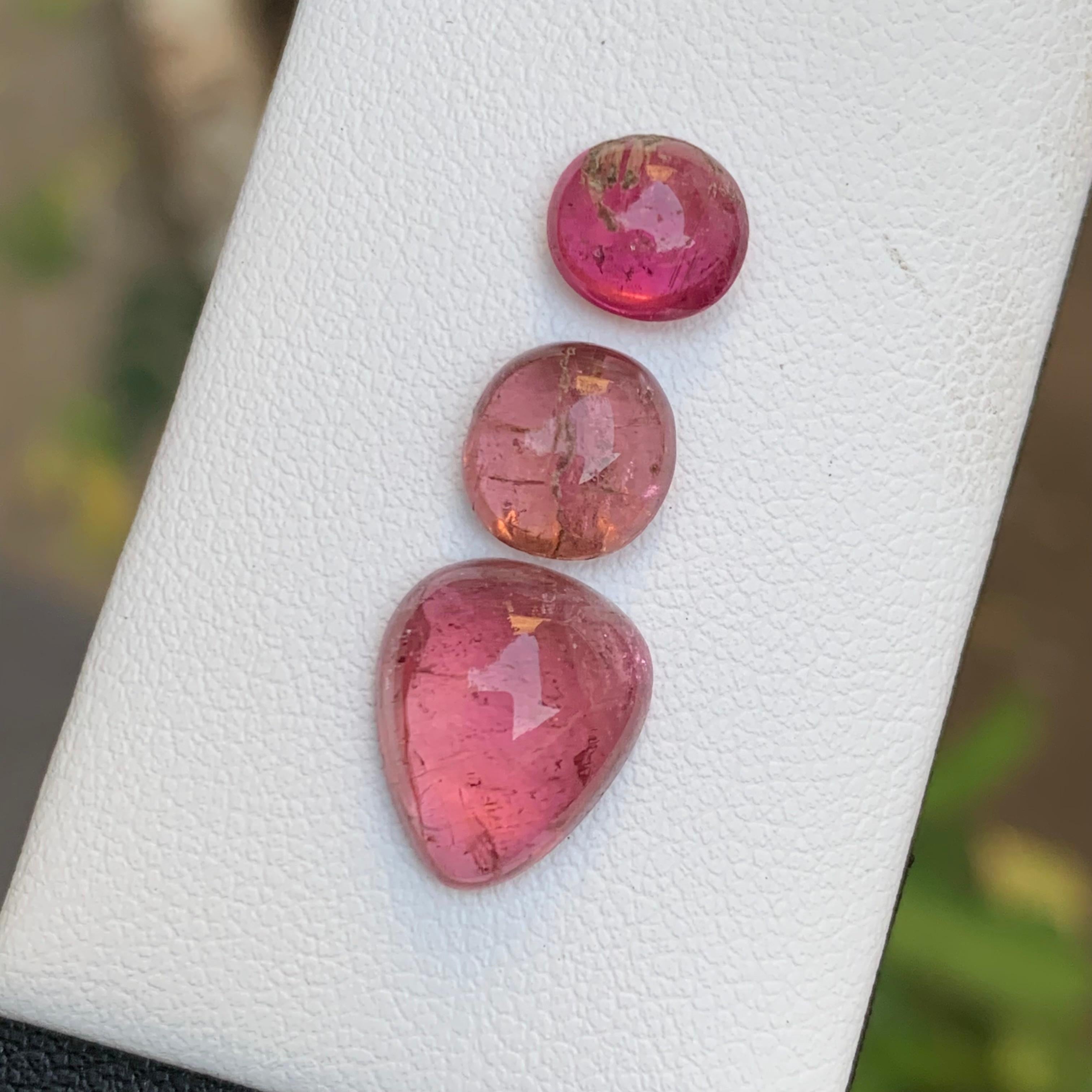 Seltene rosa natürliche Turmalin-Cabochons, 8,10 Karat birnenförmige und runde Form für Schmuck 1
