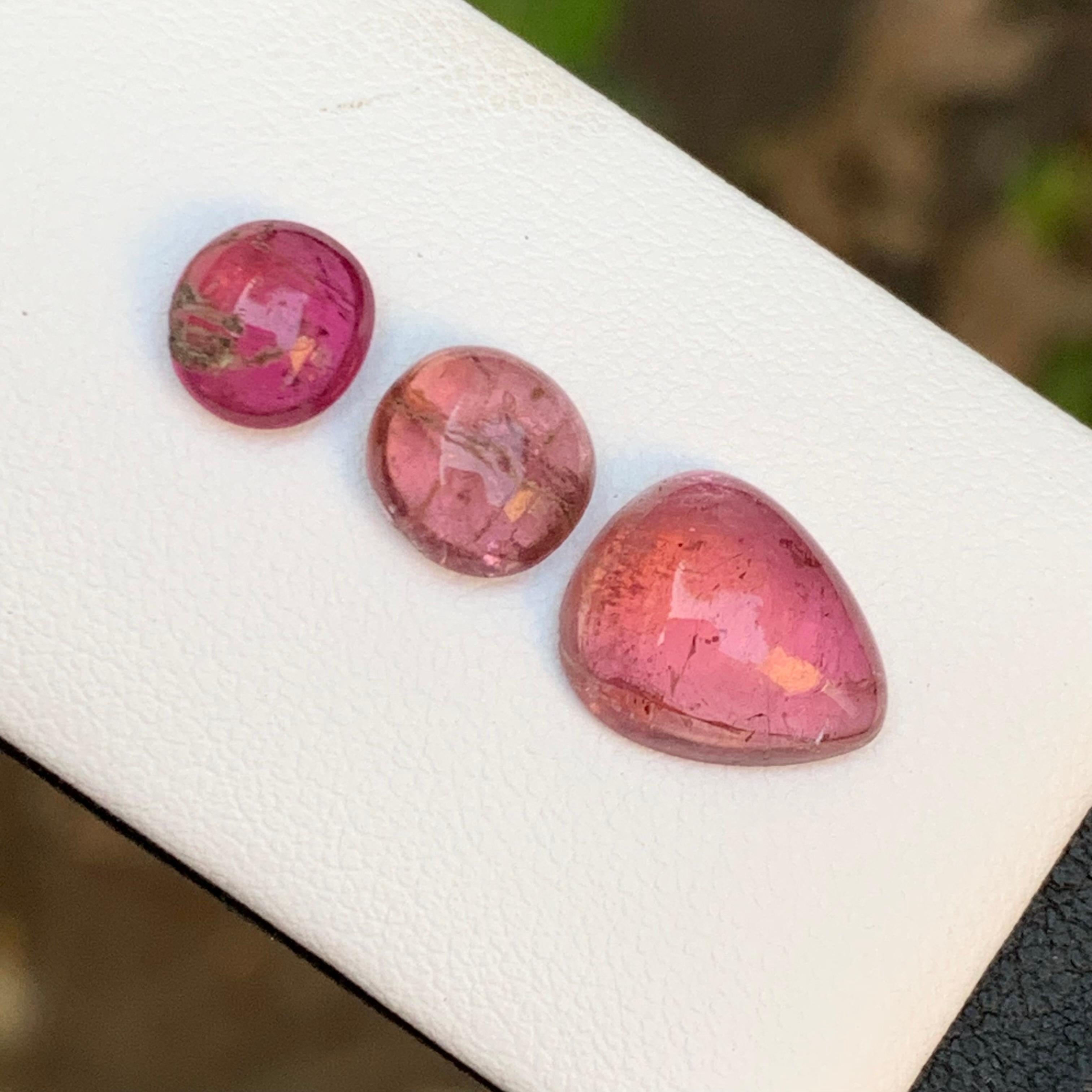 Seltene rosa natürliche Turmalin-Cabochons, 8,10 Karat birnenförmige und runde Form für Schmuck 3