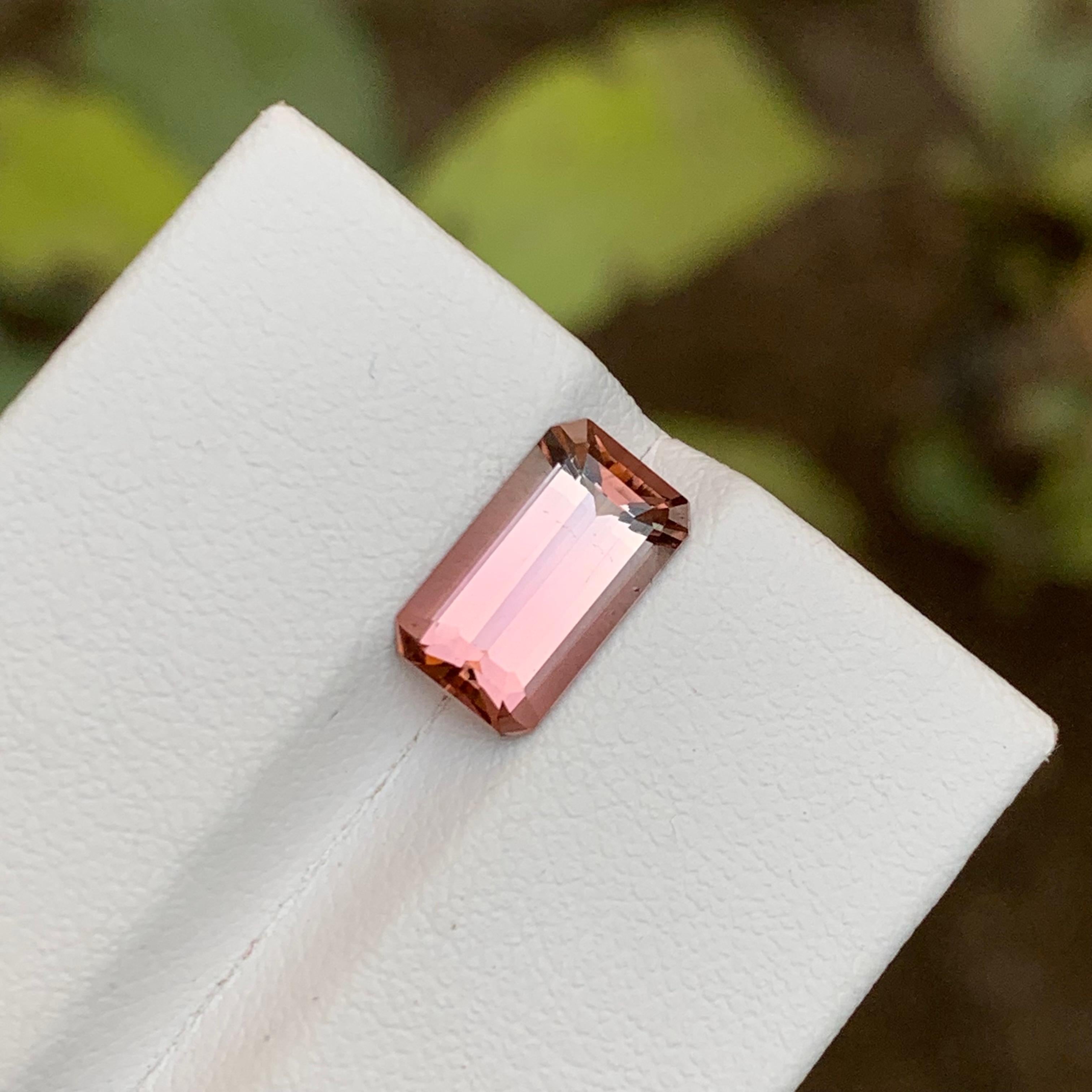 Rare Pink Natural Tourmaline Loose Gemstone 2.45 Ct Emerald Cut for Ring/Pendant For Sale 2