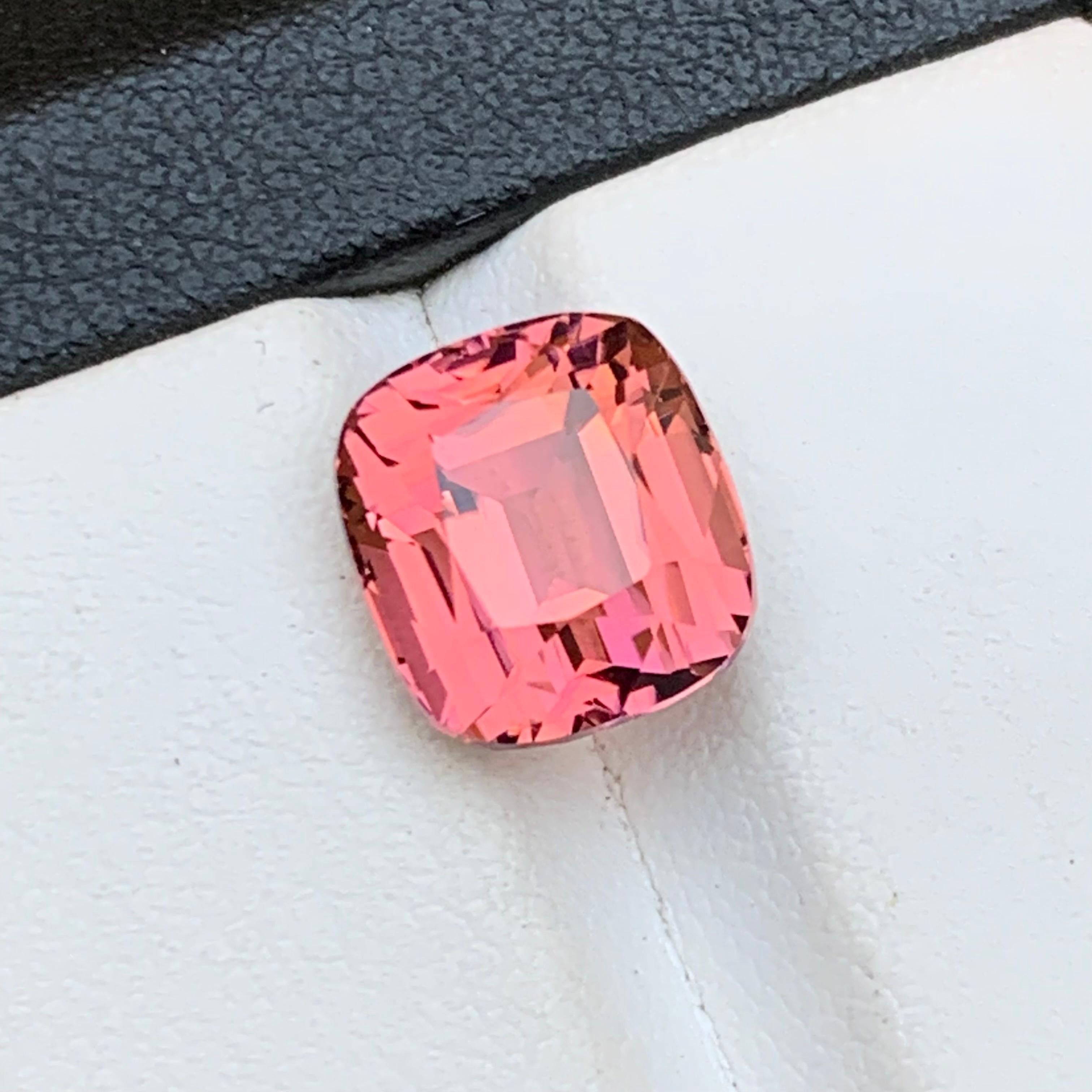 Contemporary Rare Pink Natural Tourmaline Ring Loose Gemstone 5.75 Ct Cushion Cut for Jewelry For Sale