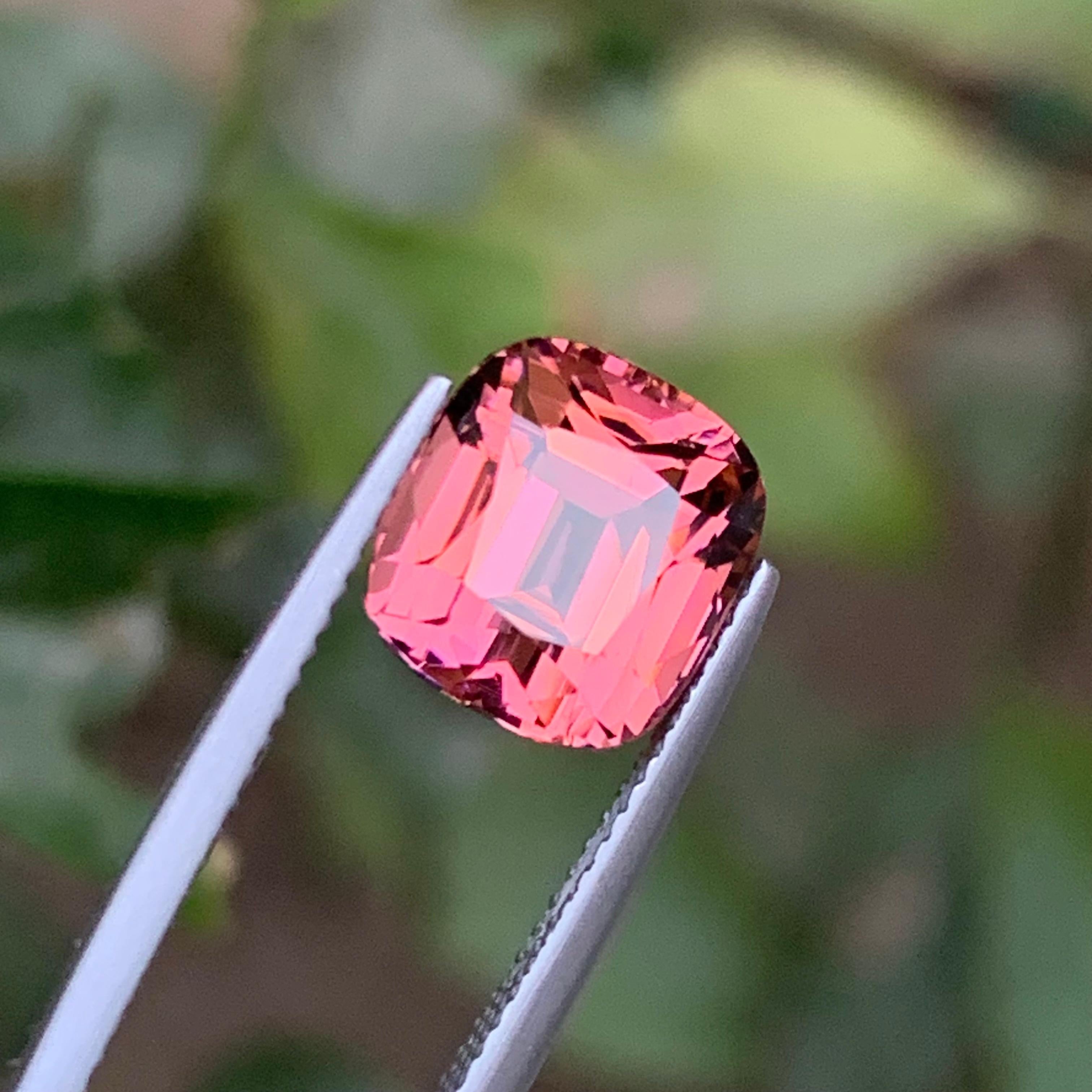 Rare Pink Natural Tourmaline Ring Loose Gemstone 5.75 Ct Cushion Cut for Jewelry In New Condition For Sale In Peshawar, PK