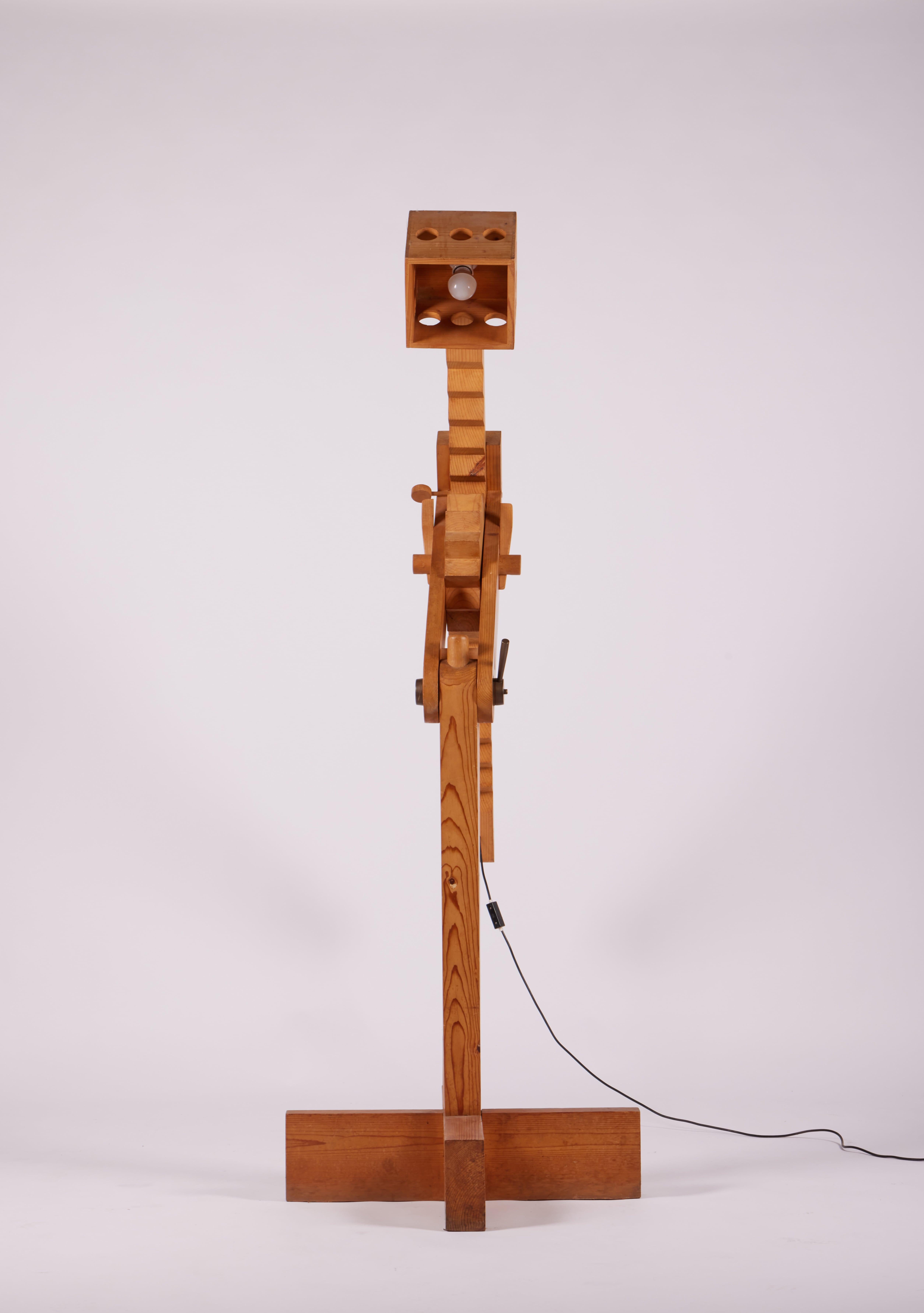 Rare Pinocchio Adjustable Midcentury Floor Lamp in Pine for Reflo, Italy 1972 In Good Condition In Milan, IT