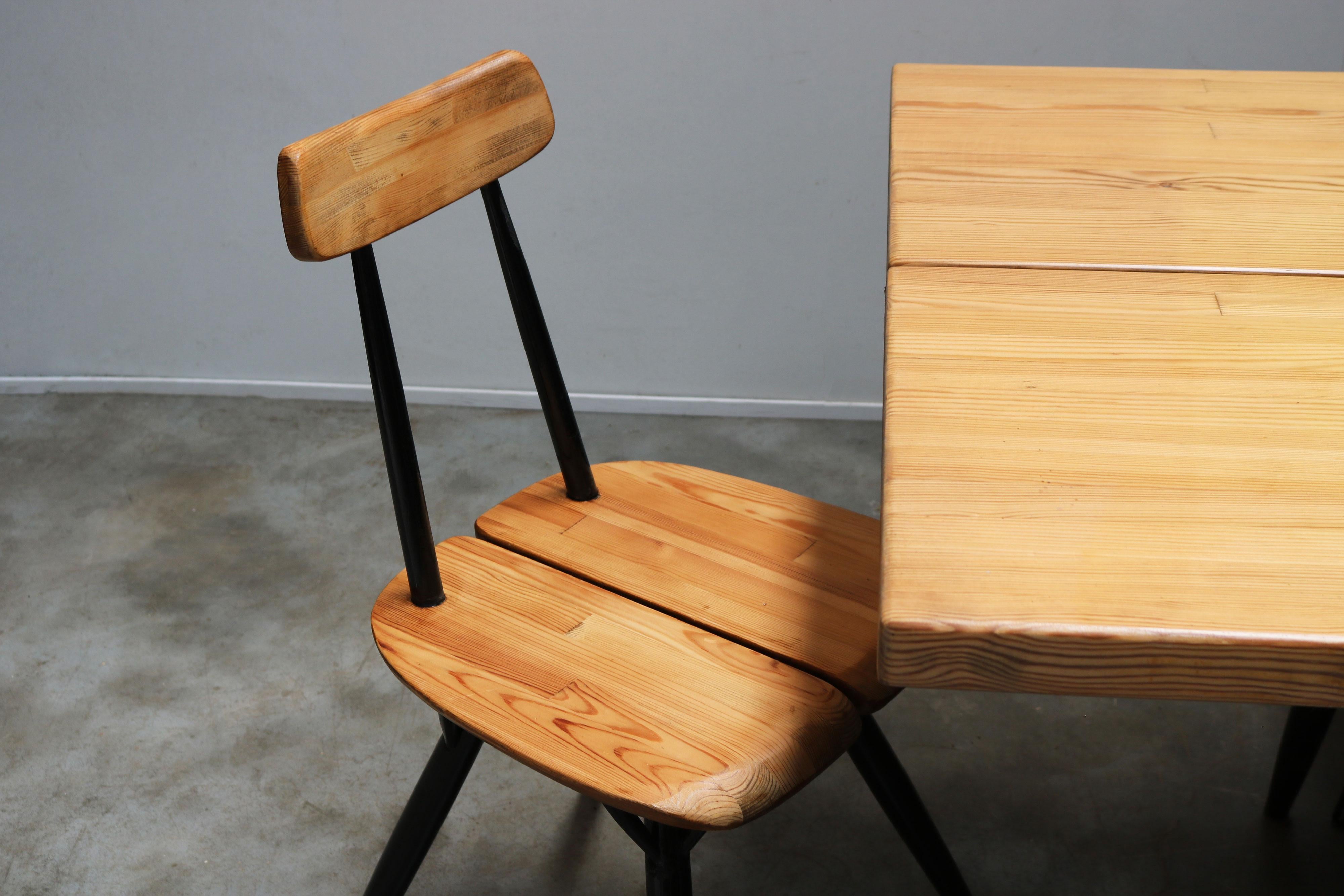Finlandese Raro set da pranzo di design ''Pirkka'' di Ilmari Tapiovaara per Laukaan Puu 1955 in vendita