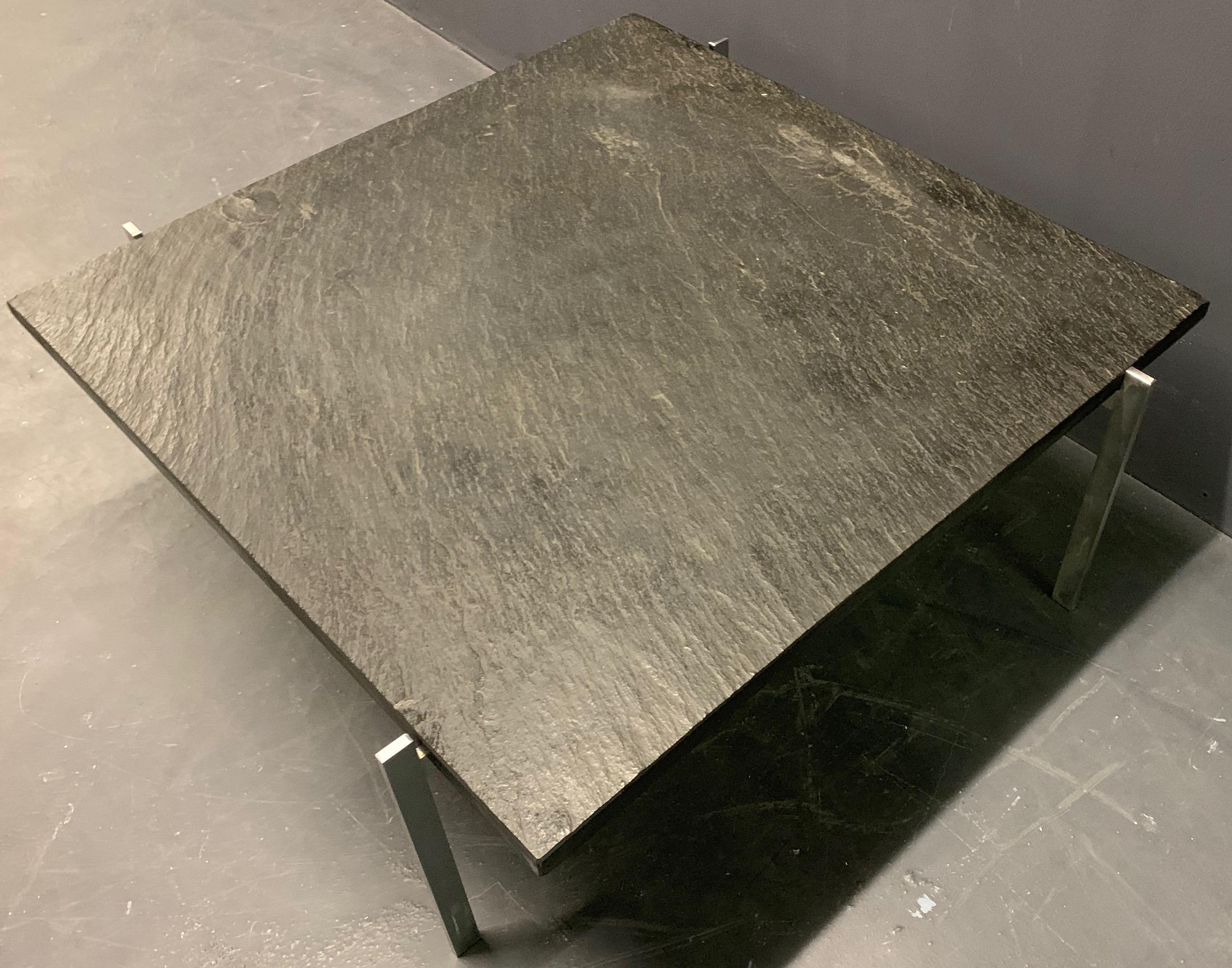 Ardoise Rare table basse PK61 signée EKC avec un superbe plateau en ardoise en vente