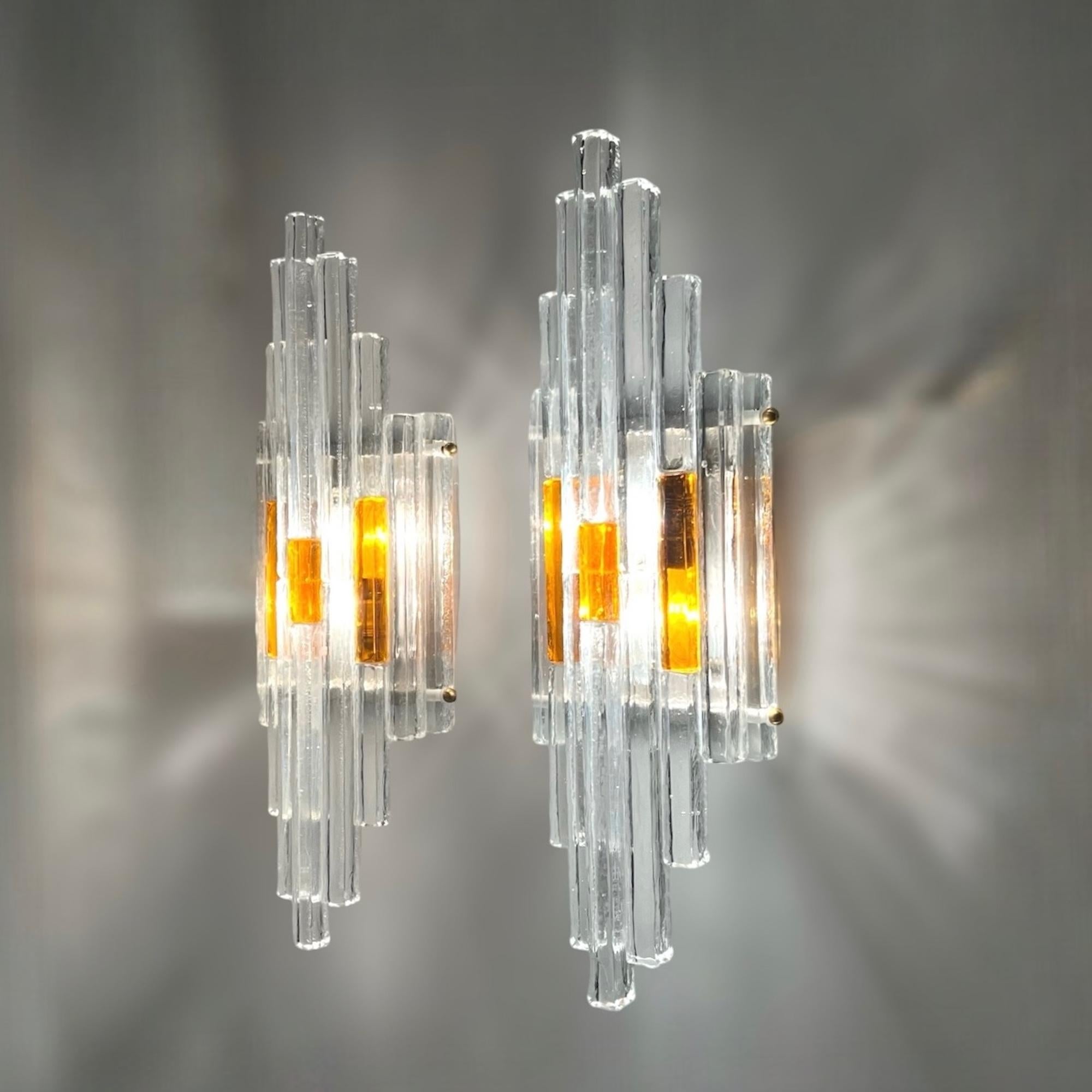 Seltene Poliarte 'Linea' 70s Wandlampe - Albano Poli Handcrafted Glass Lighting (Moderne der Mitte des Jahrhunderts) im Angebot