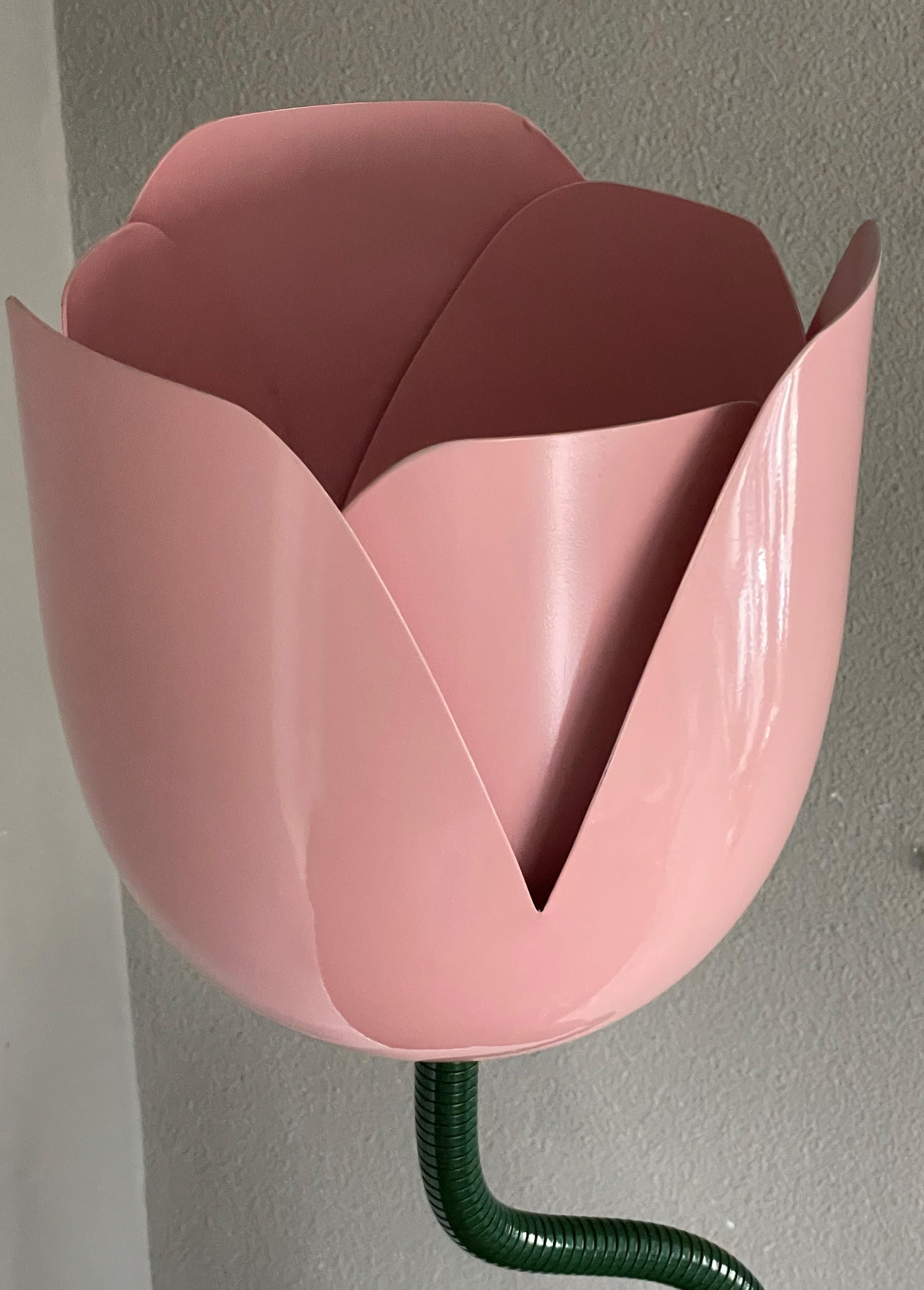 Rare Pop Art Tulip Floor Lamp in Green and Lilac Painted Metal by Bliss UK 1980s 2