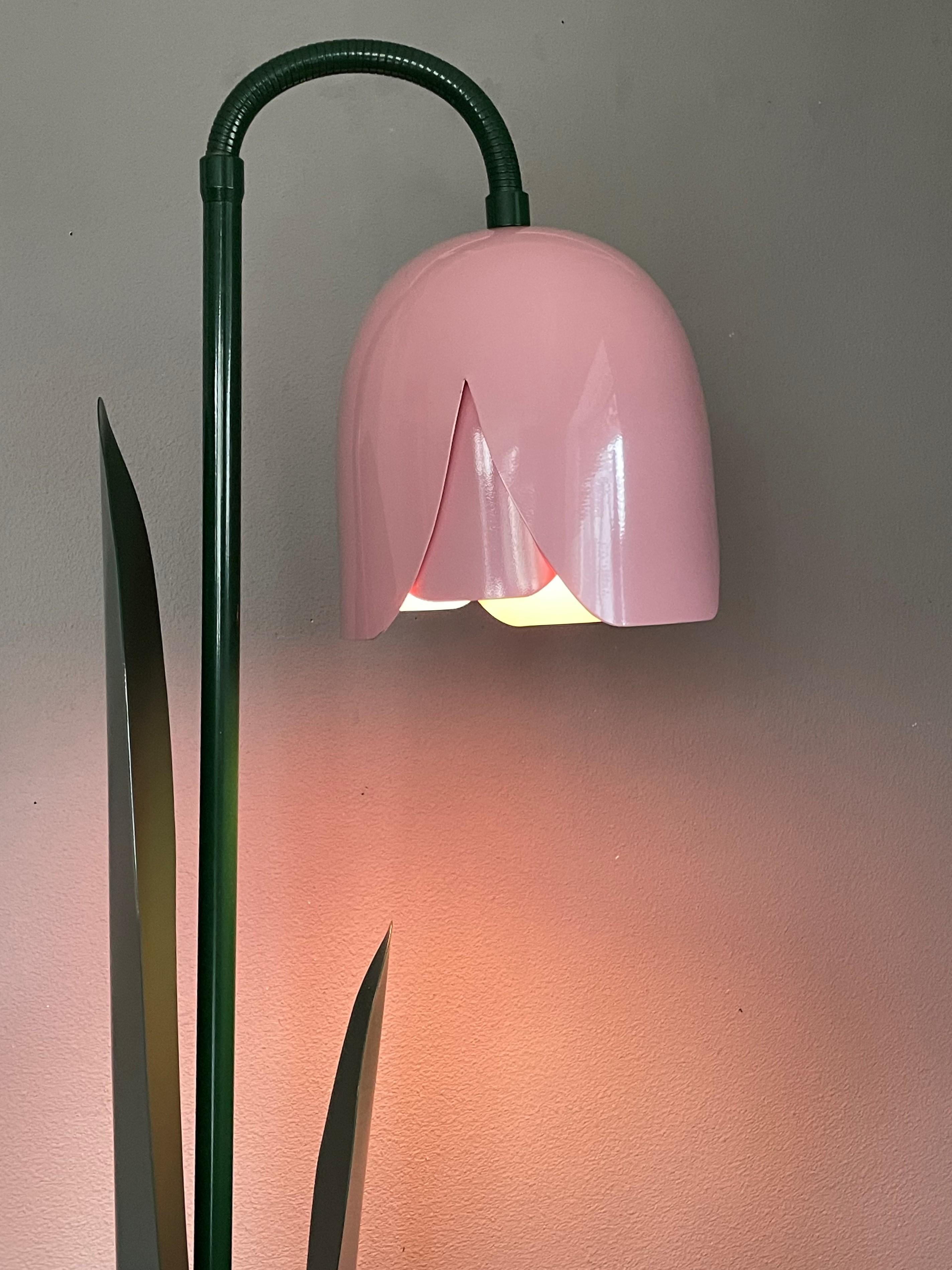 Rare Pop Art Tulip Floor Lamp in Green and Lilac Painted Metal by Bliss UK 1980s 9