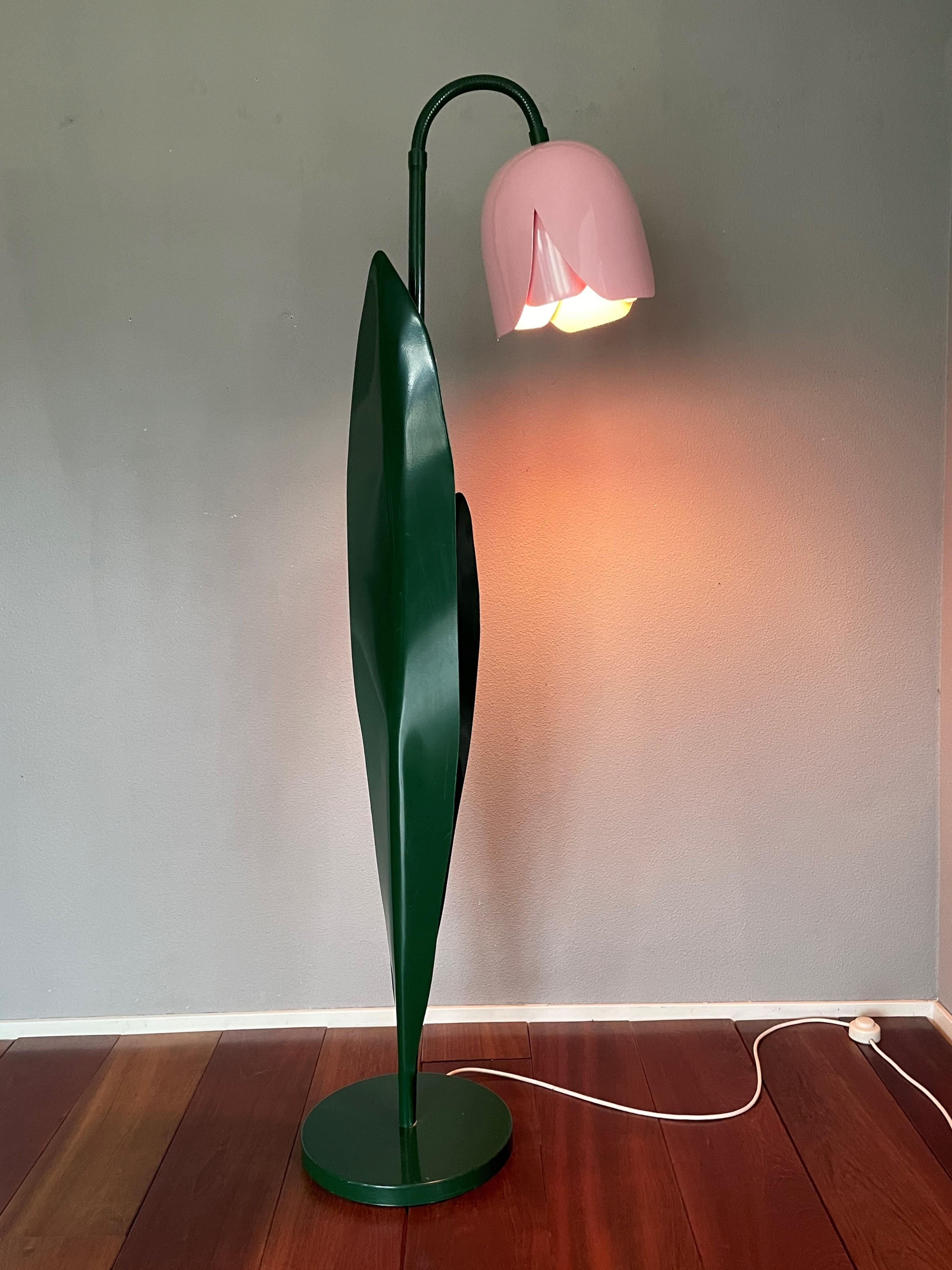 Rare Pop Art Tulip Floor Lamp in Green and Lilac Painted Metal by Bliss UK 1980s 10