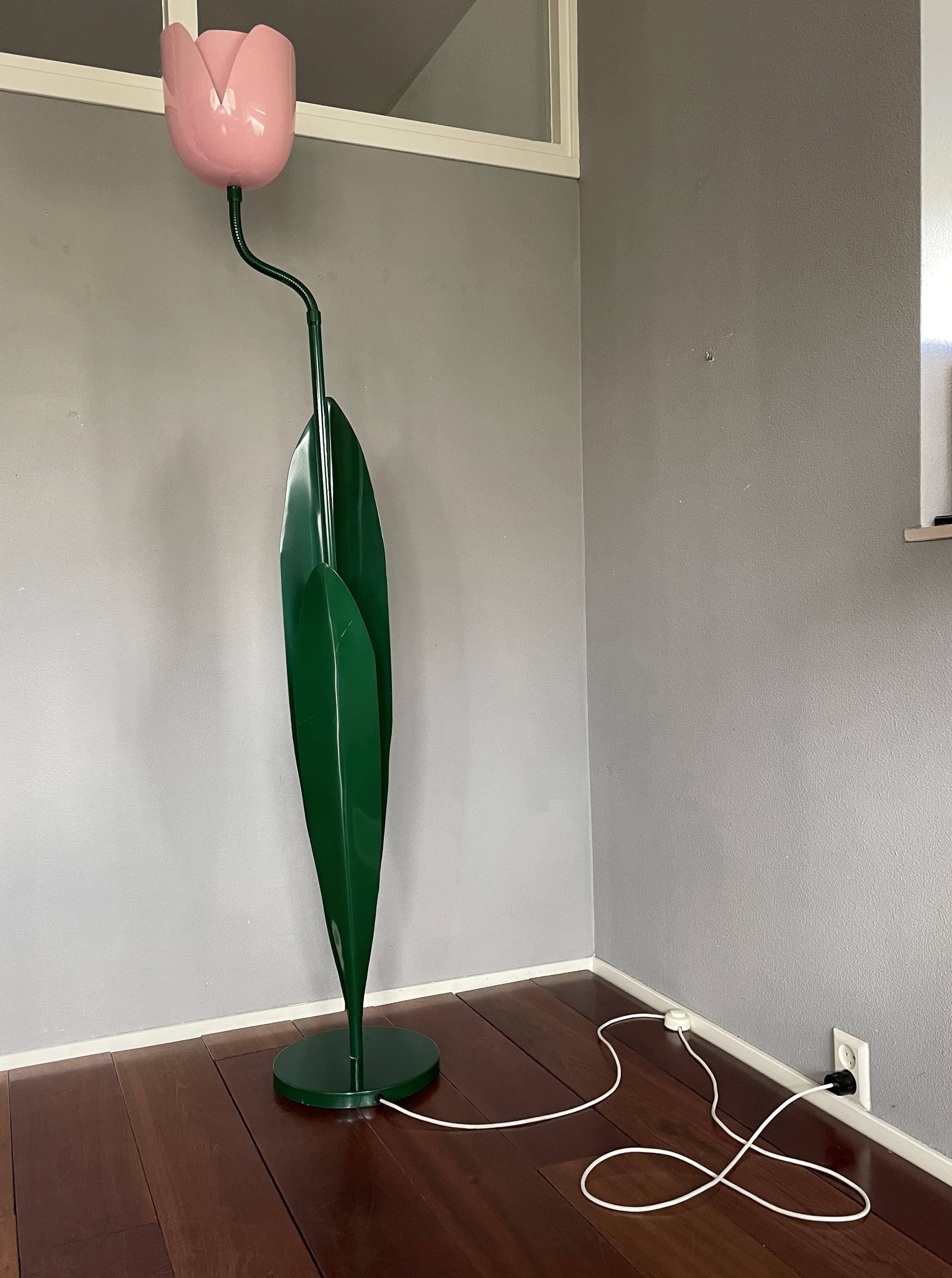 Post-Modern Rare Pop Art Tulip Floor Lamp in Green and Lilac Painted Metal by Bliss UK 1980s