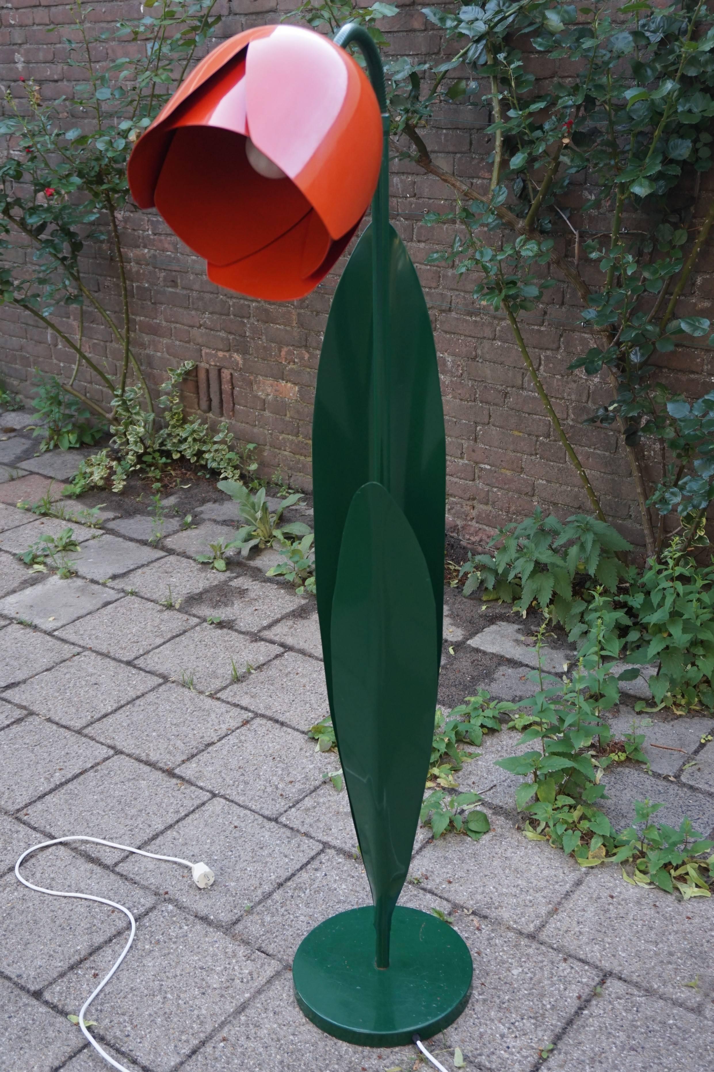 Rare Pop Art Tulip Floor Lamp in Green and Red Painted Metal by Bliss UK 1980s 1