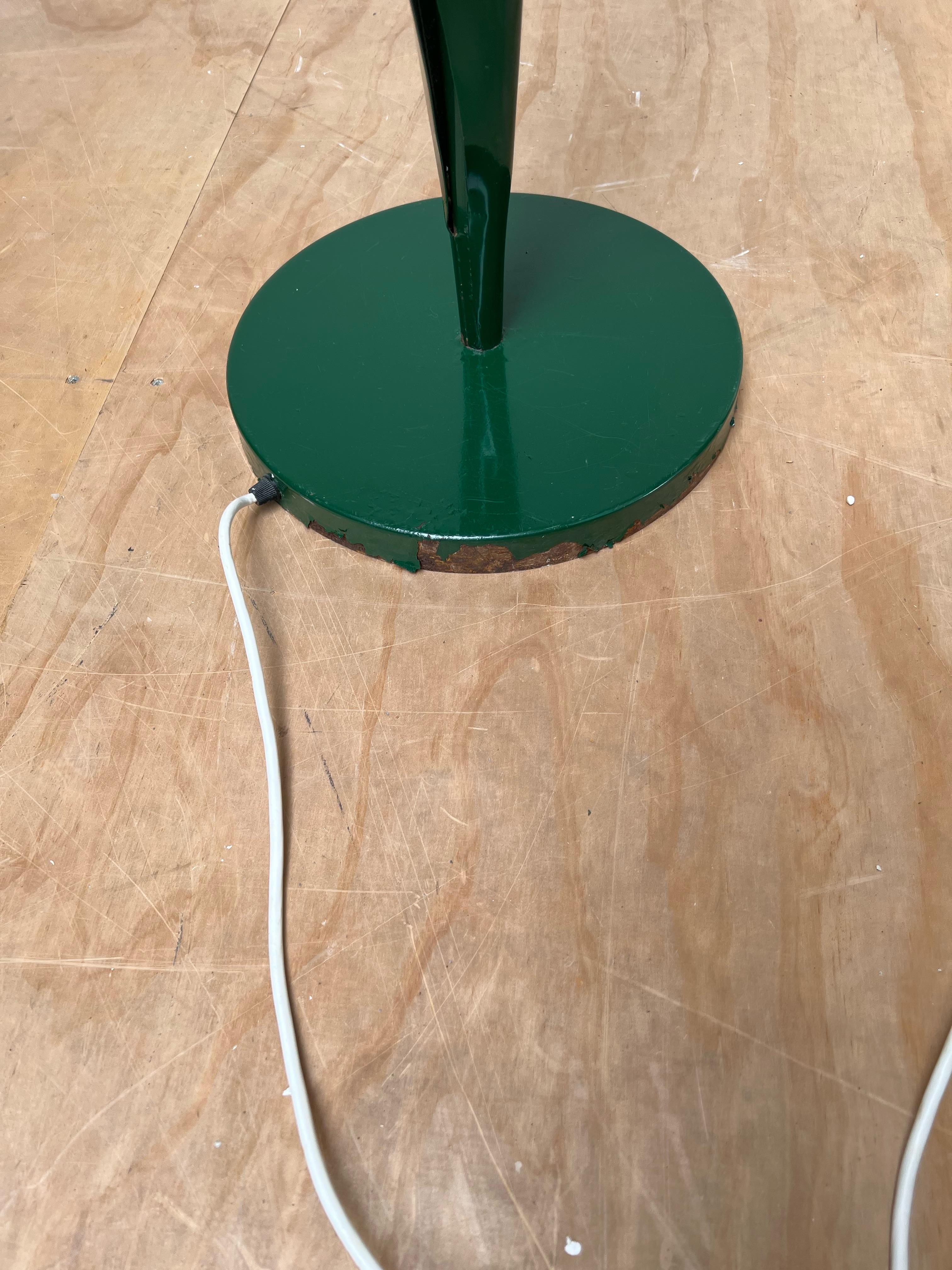 Rare Pop Art Tulip Floor Lamp in Green and Red Painted Metal by Bliss UK 1980s 5