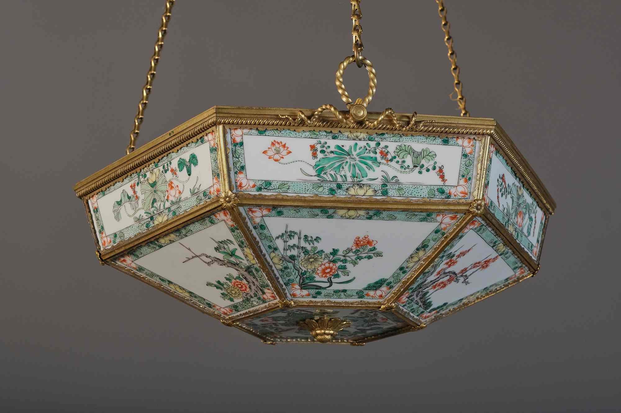 Gilt Rare Porcelain Lamp Mount, in Bronze Frames Charles X, Paris, Early 19th Century For Sale
