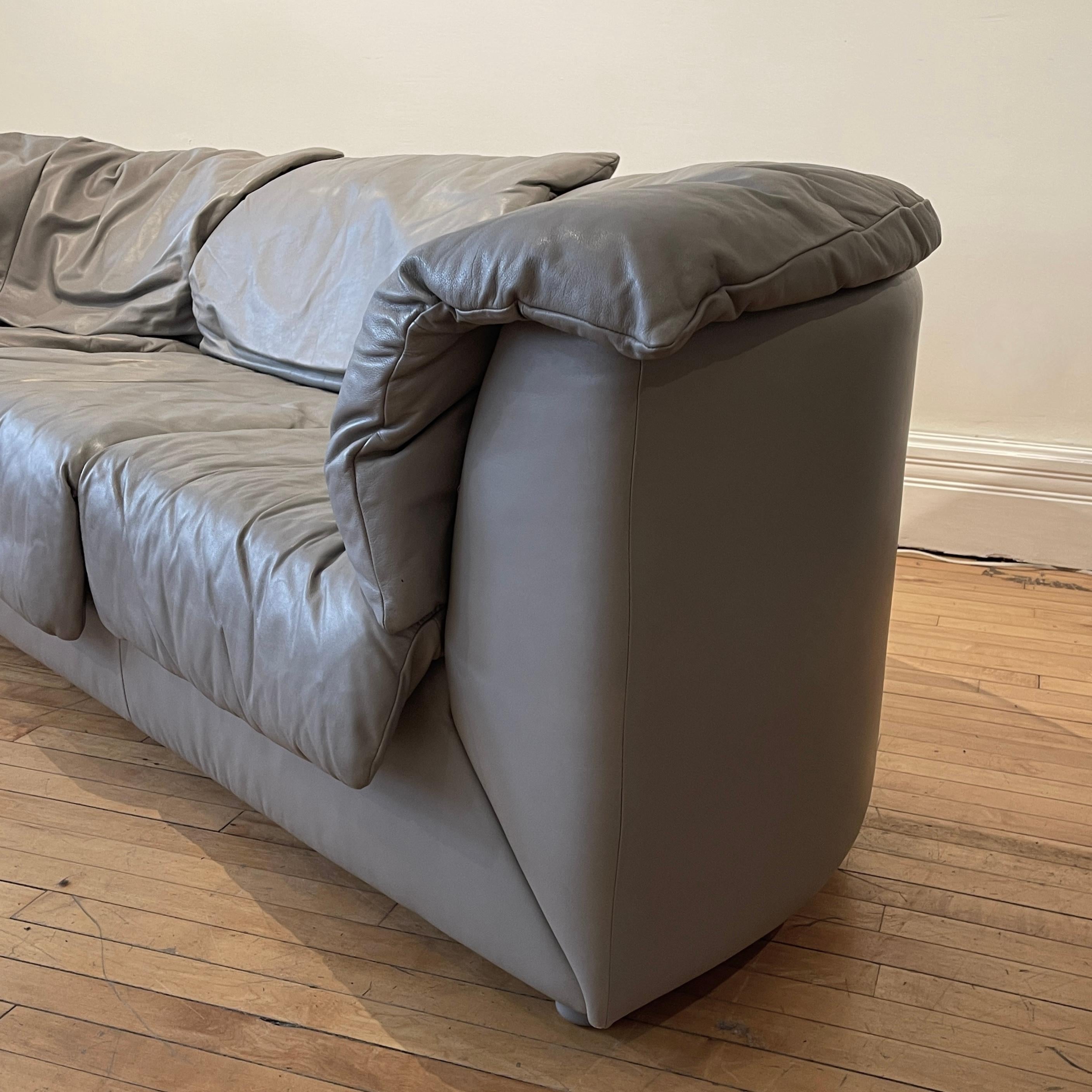 Rare Postmodern De Sede Sofa in Grey Leather In Good Condition In Hudson, NY