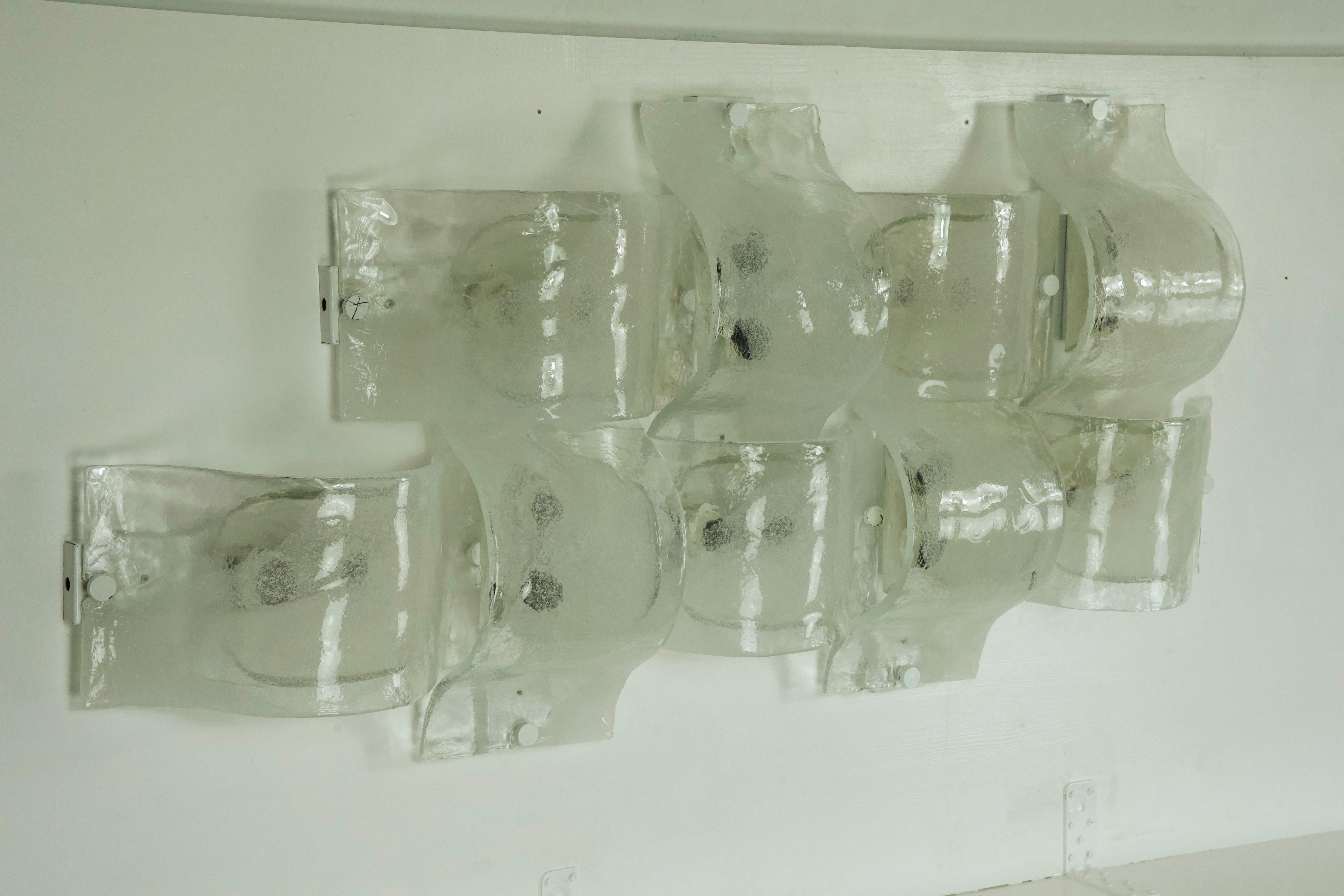 Italian Rare Postmodern panel of 9 sconces in pulegoso murano glass, Mazzega 1970s For Sale