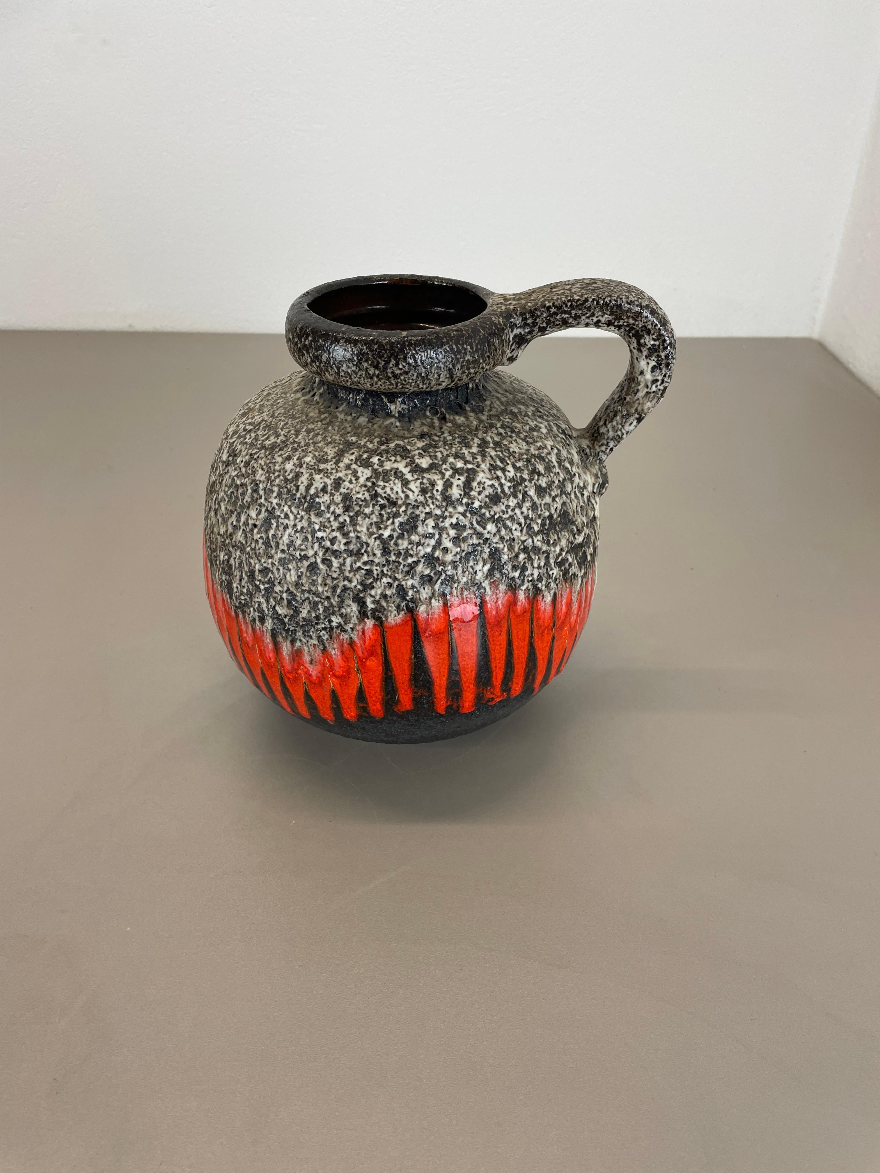 Seltene Keramik-Vase „ZIGZAG“ mit Superfarbe Fat Lava, mehrfarbig, Scheurich WGP, 1970er Jahre (Moderne der Mitte des Jahrhunderts) im Angebot