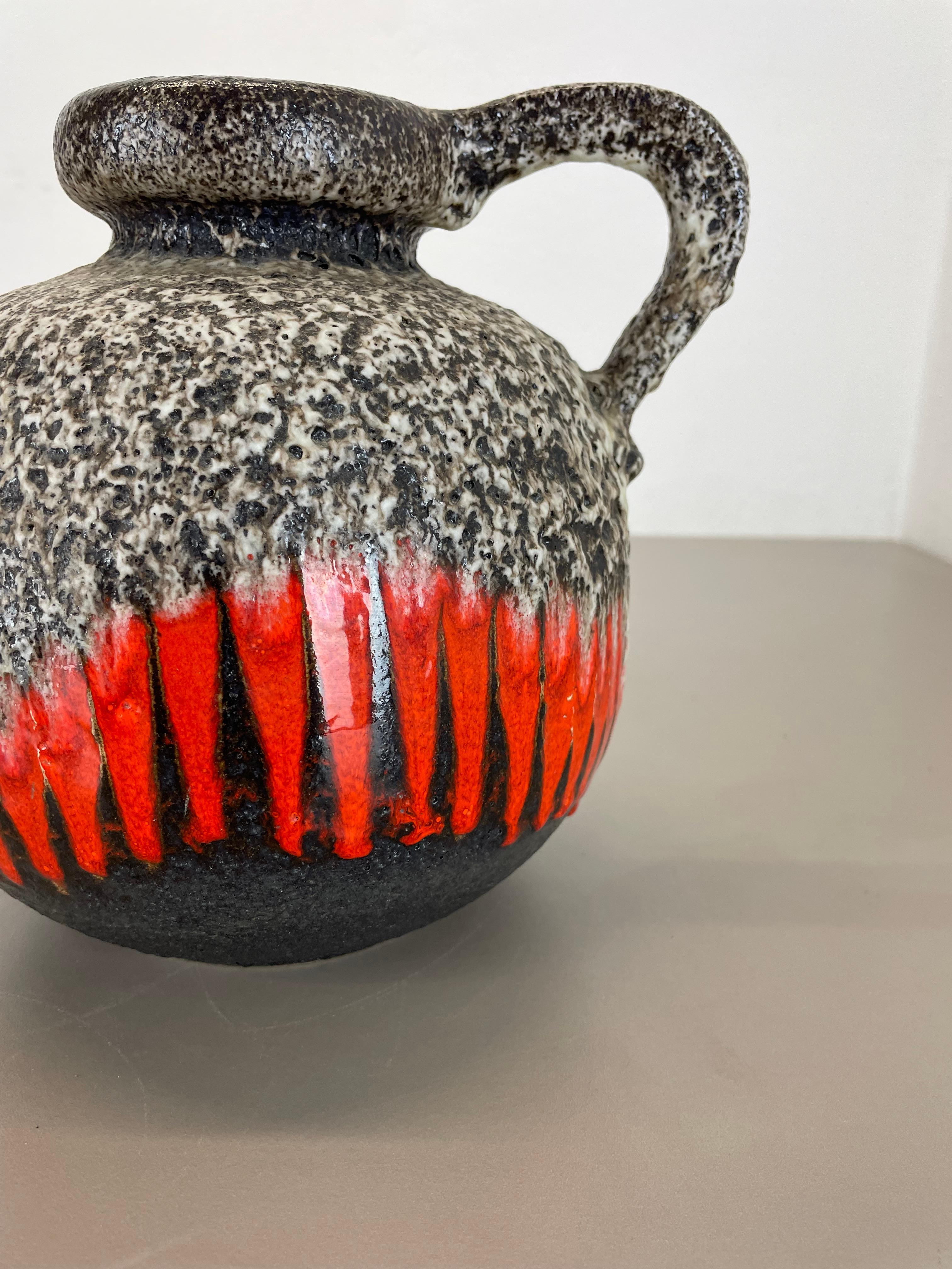 Seltene Keramik-Vase „ZIGZAG“ mit Superfarbe Fat Lava, mehrfarbig, Scheurich WGP, 1970er Jahre (20. Jahrhundert) im Angebot