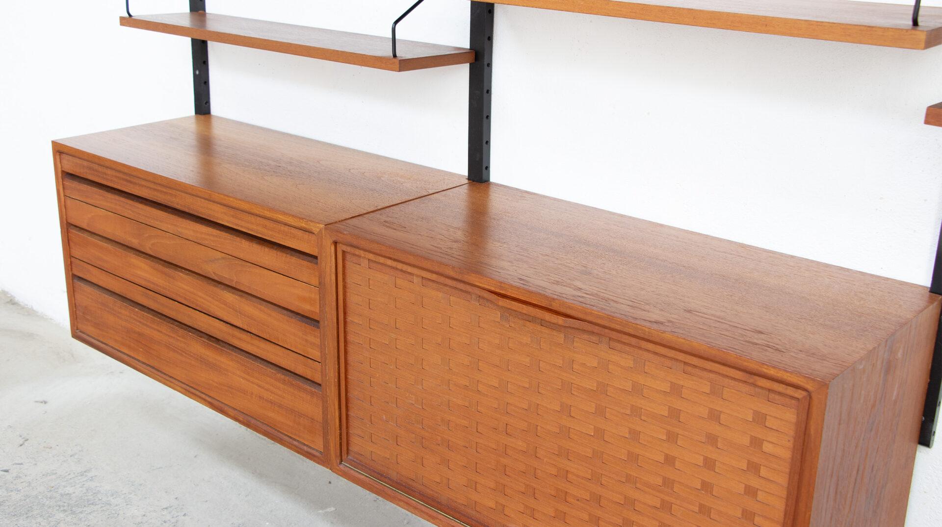 Rare Poul Cadovius Royal system Bookcase with drop-leaf Table, 1960’s en Bueno estado para la venta en LYON, FR