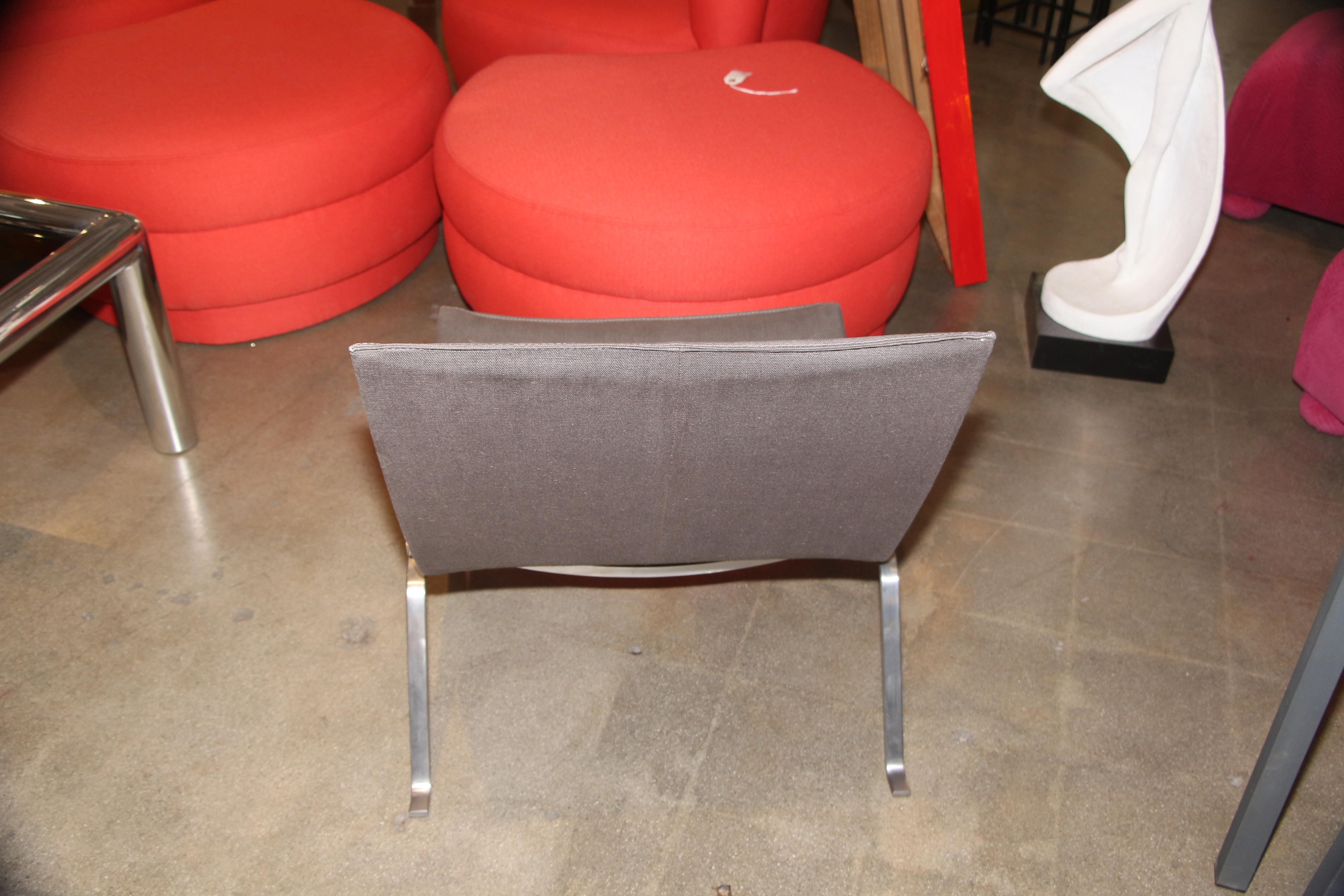 Poul Kjaerholm PK22 Anthracite Grey by Fritz Hansen, 2004 In Good Condition For Sale In Palm Springs, CA