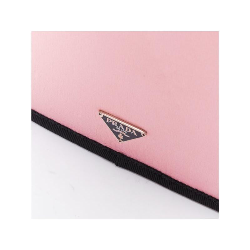 rara PRADA 2003 Vintage bebé seda satén negro grosgrain arco cadena bolso de hombro en venta 3