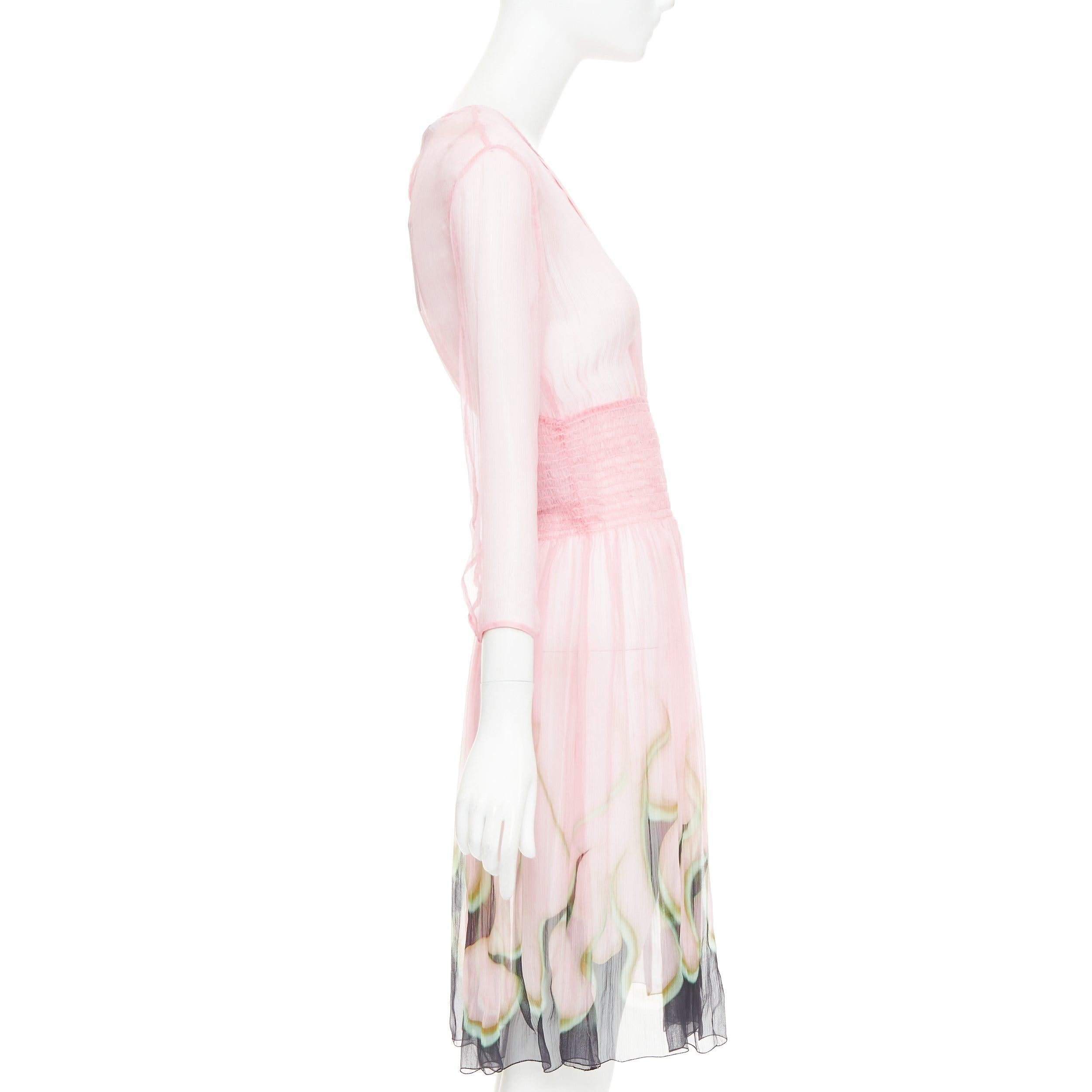 selten PRADA 2012 rosa durchsichtige Seide Chiffon grün schwarz Flamme Knie Kleid IT42 M im Zustand „Neu“ im Angebot in Hong Kong, NT