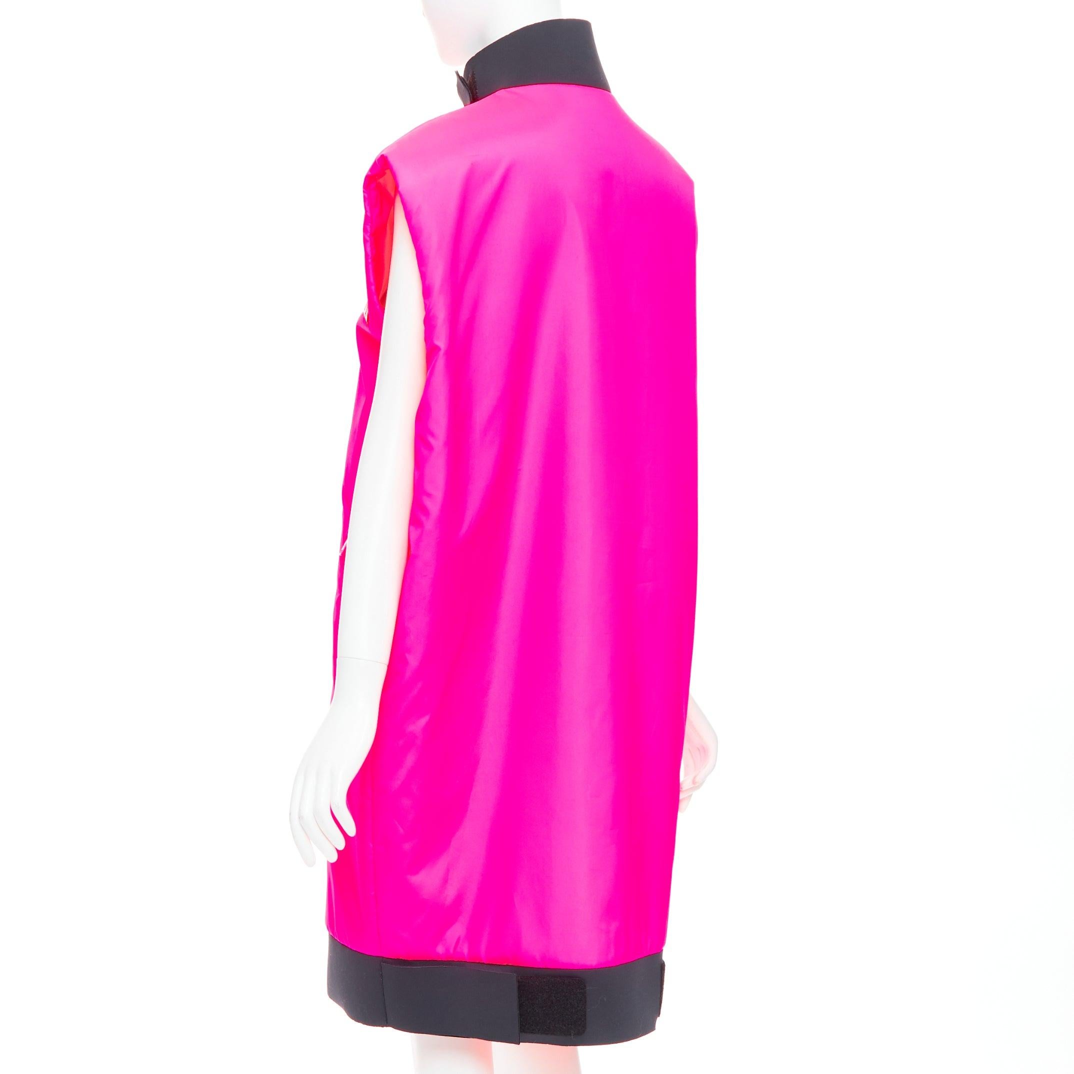 raro PRADA 2018 Runway Look48 rosa neon rosso abito gilet con zip IT38 XS Celine Dion in vendita 1