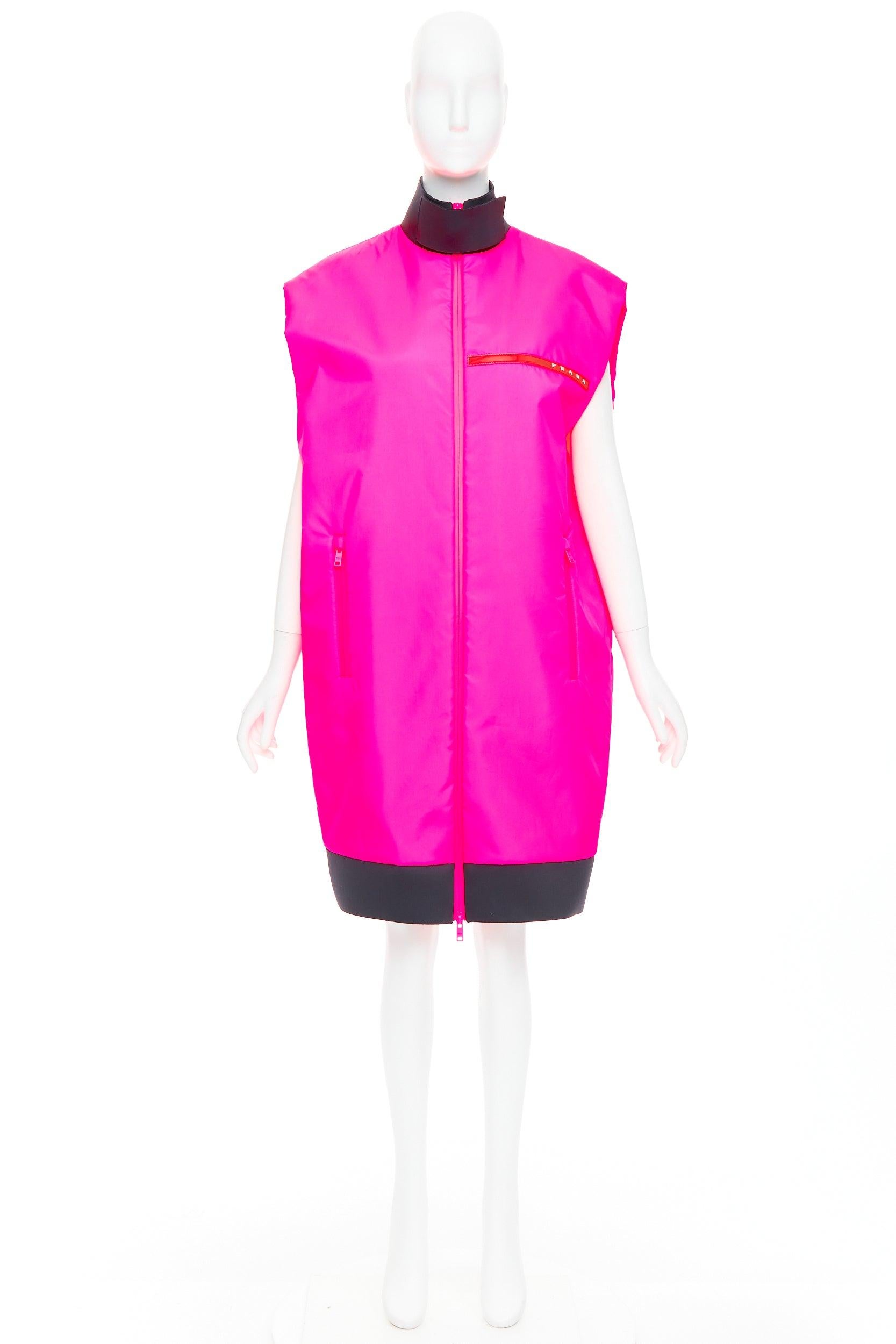 raro PRADA 2018 Runway Look48 rosa neon rosso abito gilet con zip IT38 XS Celine Dion in vendita 4