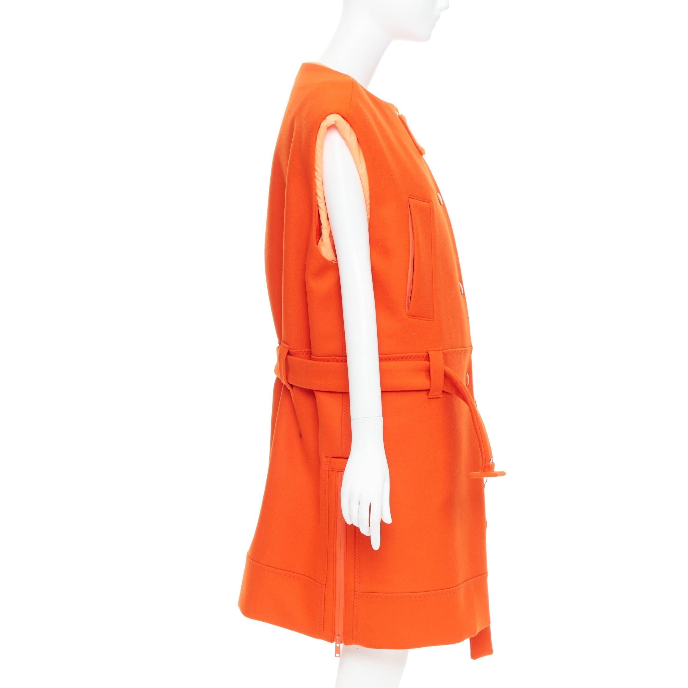 Donna raro Prada 2018 Runway arancione in lana vergine con cintura e gilet lungo foderato IT38 XS in vendita