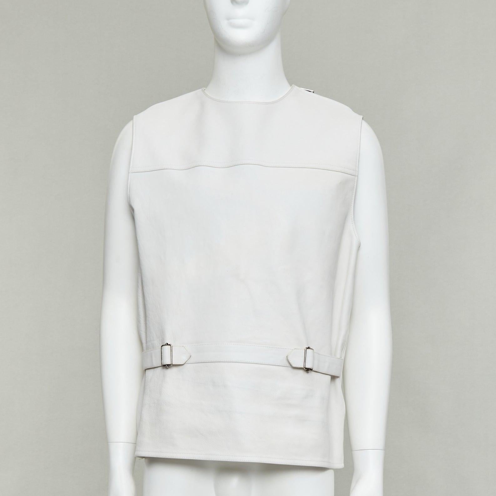 rare PRADA 2023 Runway Raf Simons Gilet à boucle en cuir de veau Vitello I.L.A. Bon état - En vente à Hong Kong, NT