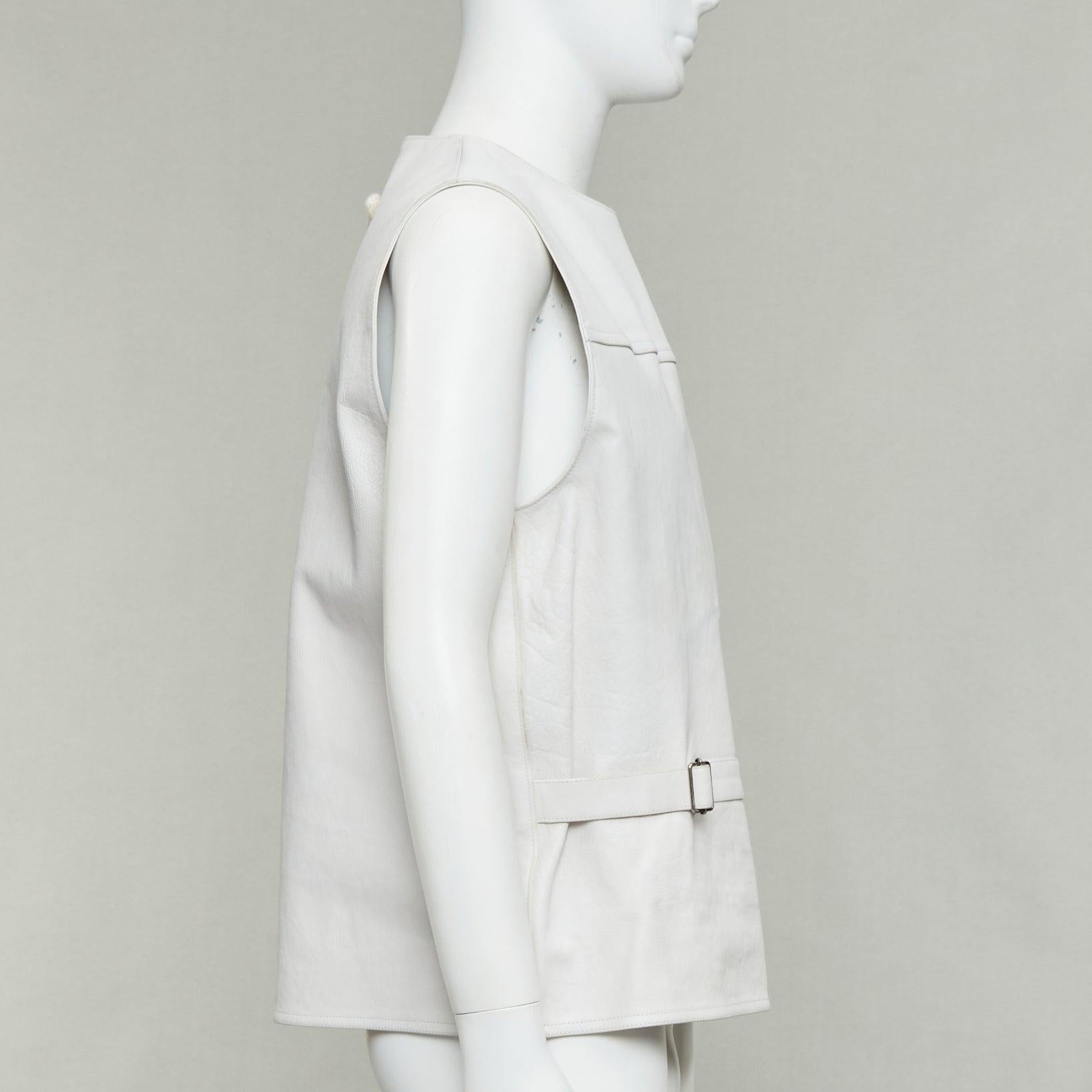 rare PRADA 2023 Runway Raf Simons Gilet à boucle en cuir de veau Vitello I.L.A. Pour hommes en vente