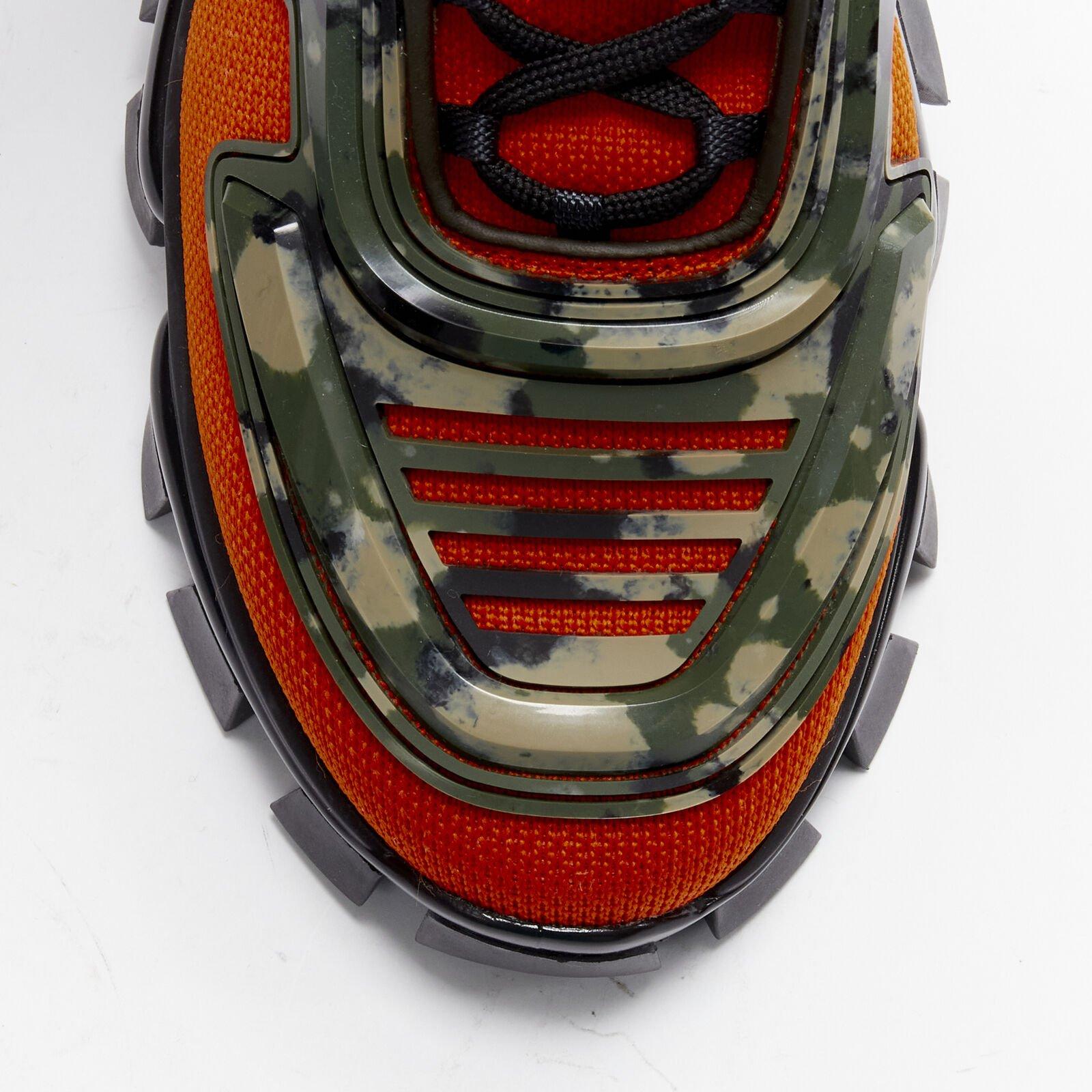 Rare écharpe camo PRADA Cloudbust Thunder orange vert GB9,5 EU43,5 en vente 1