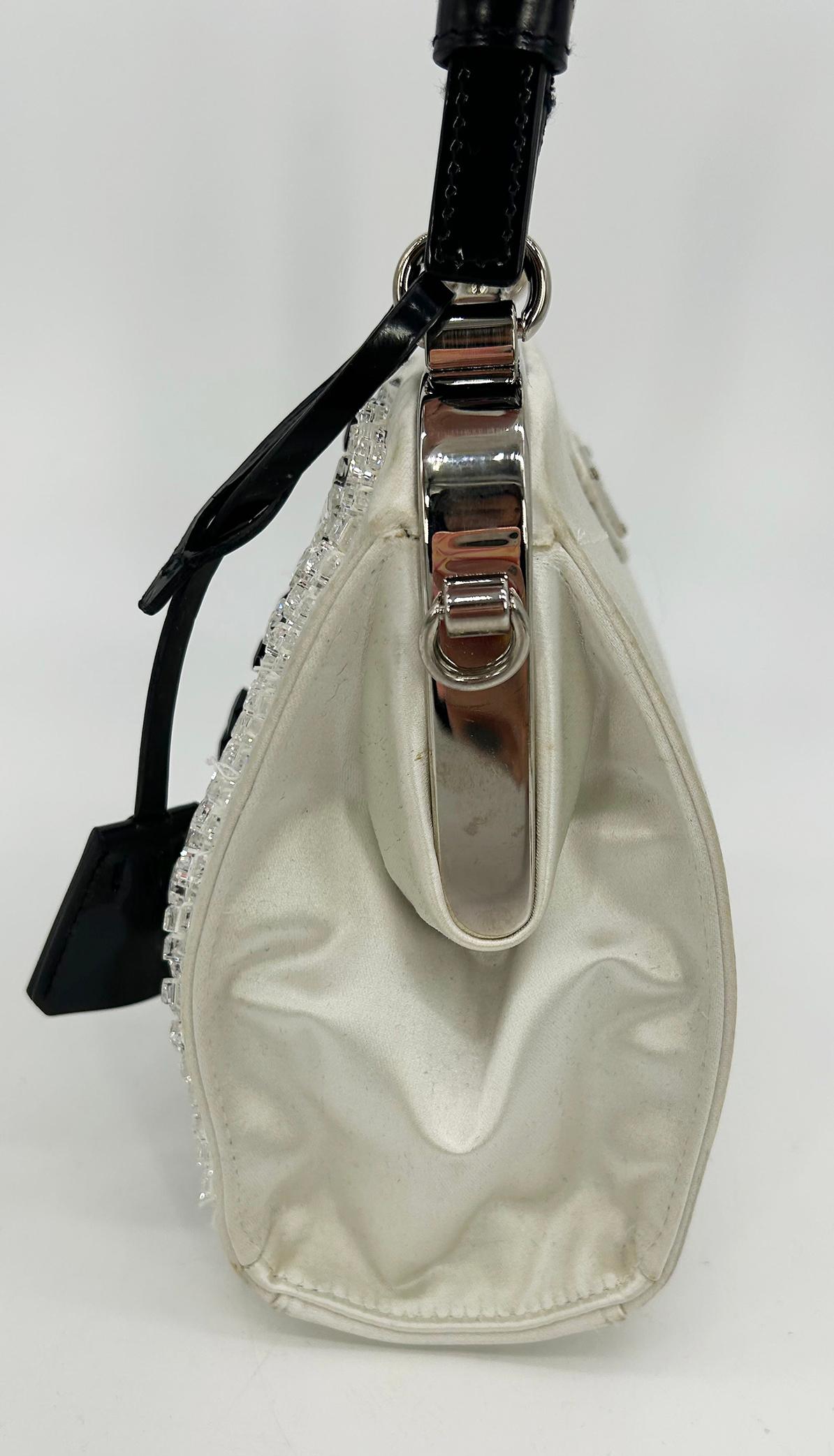 RARE Prada Raso Ricamo White Silk Crystal Beaded Frame Bag In Fair Condition In Philadelphia, PA