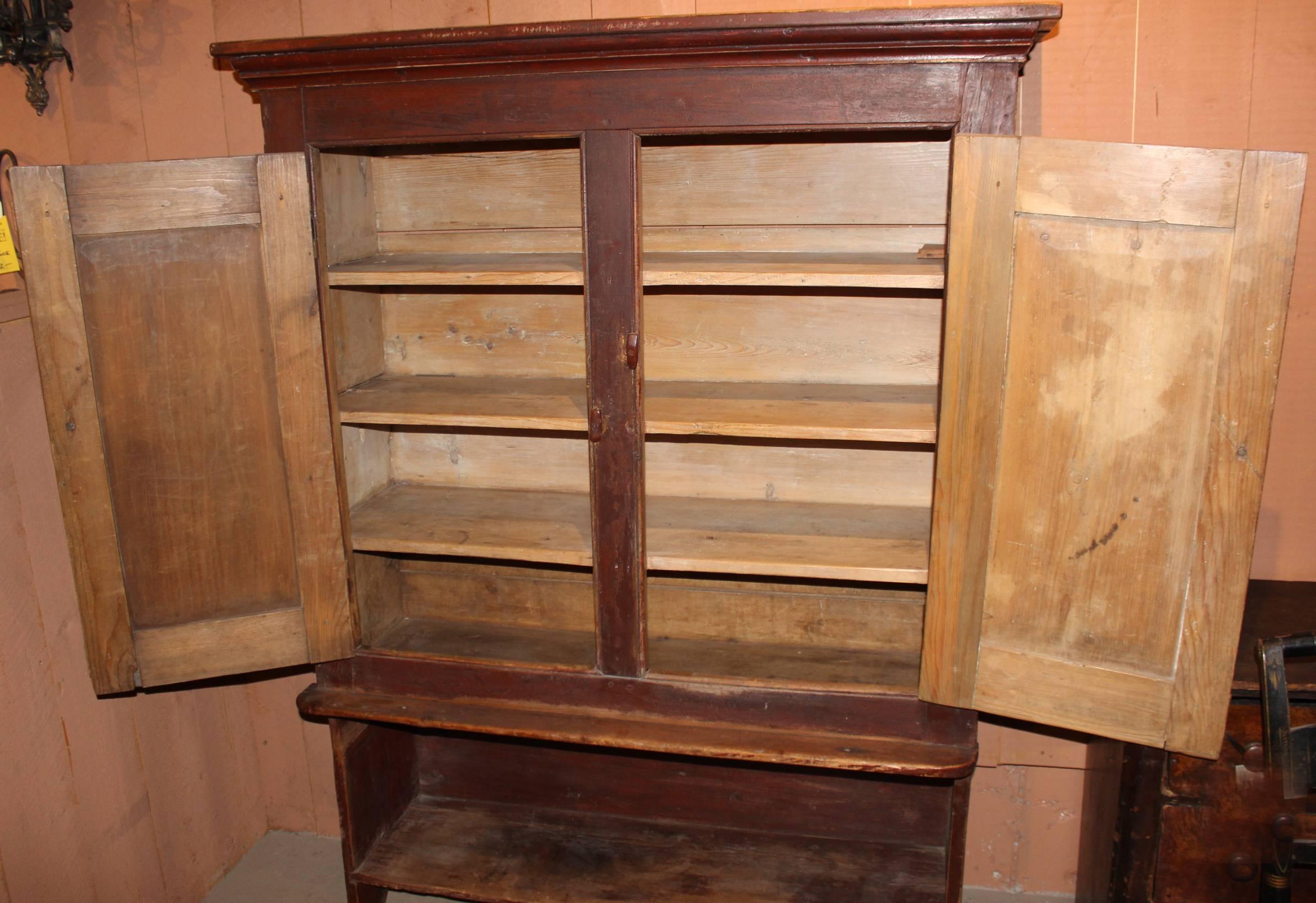 Rare Primitive 19th Century Hutch Cupboard with Blind or Paneled Doors In Good Condition In Milford, NH