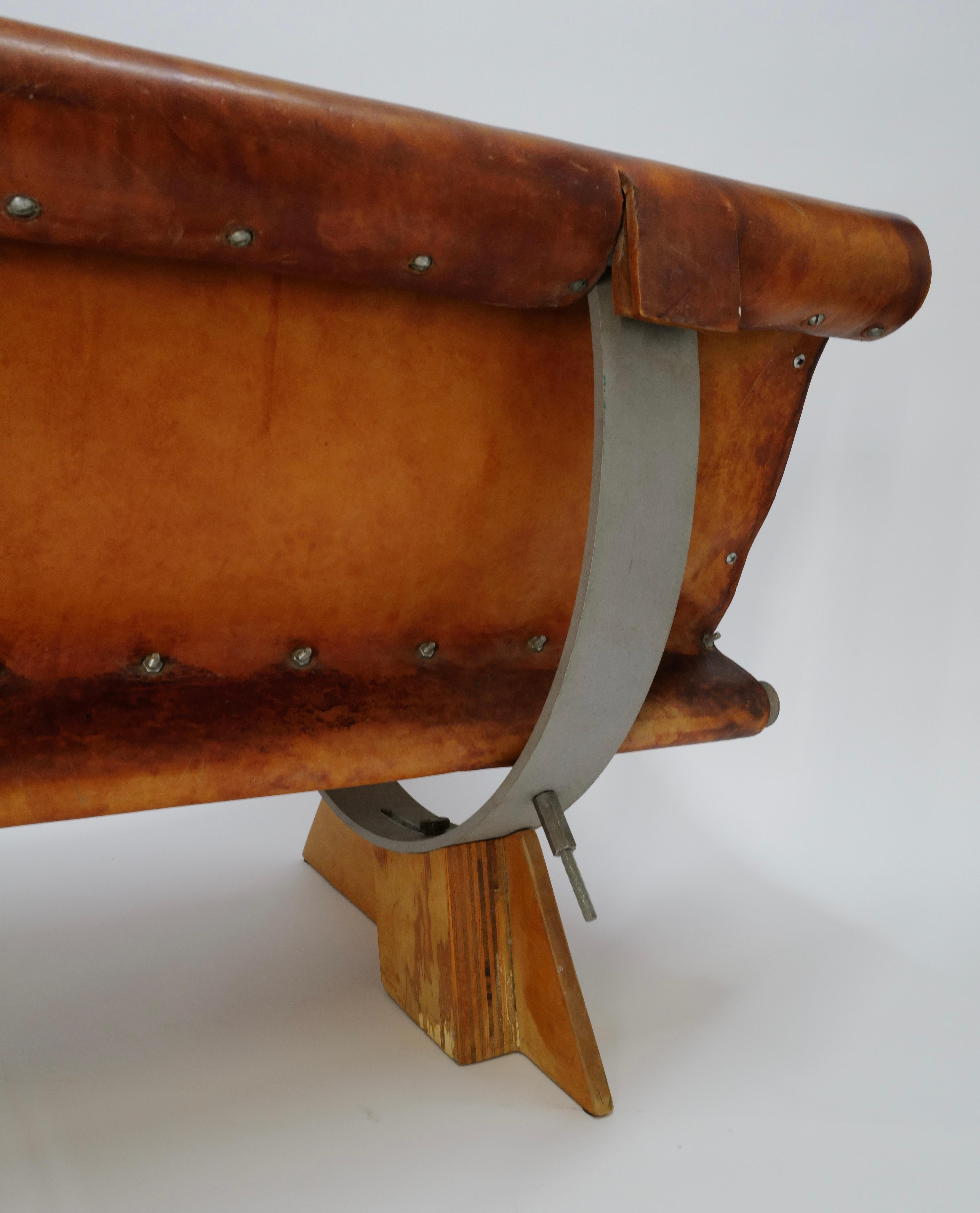 Rare Prototype Leather Bench by Max Gottschalk For Sale 3