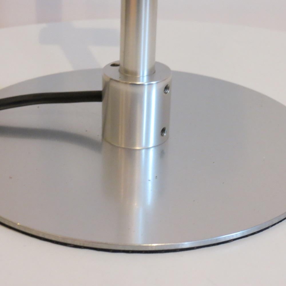 Raro prototipo de lámpara de escritorio de aluminio moderna de mediados de siglo de Peter Nelson Años 60 siglo XX en venta