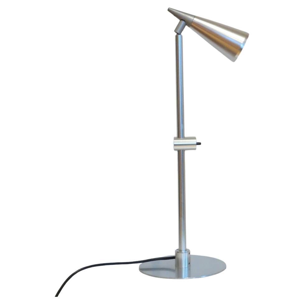 Raro prototipo de lámpara de escritorio de aluminio moderna de mediados de siglo de Peter Nelson Años 60 en venta